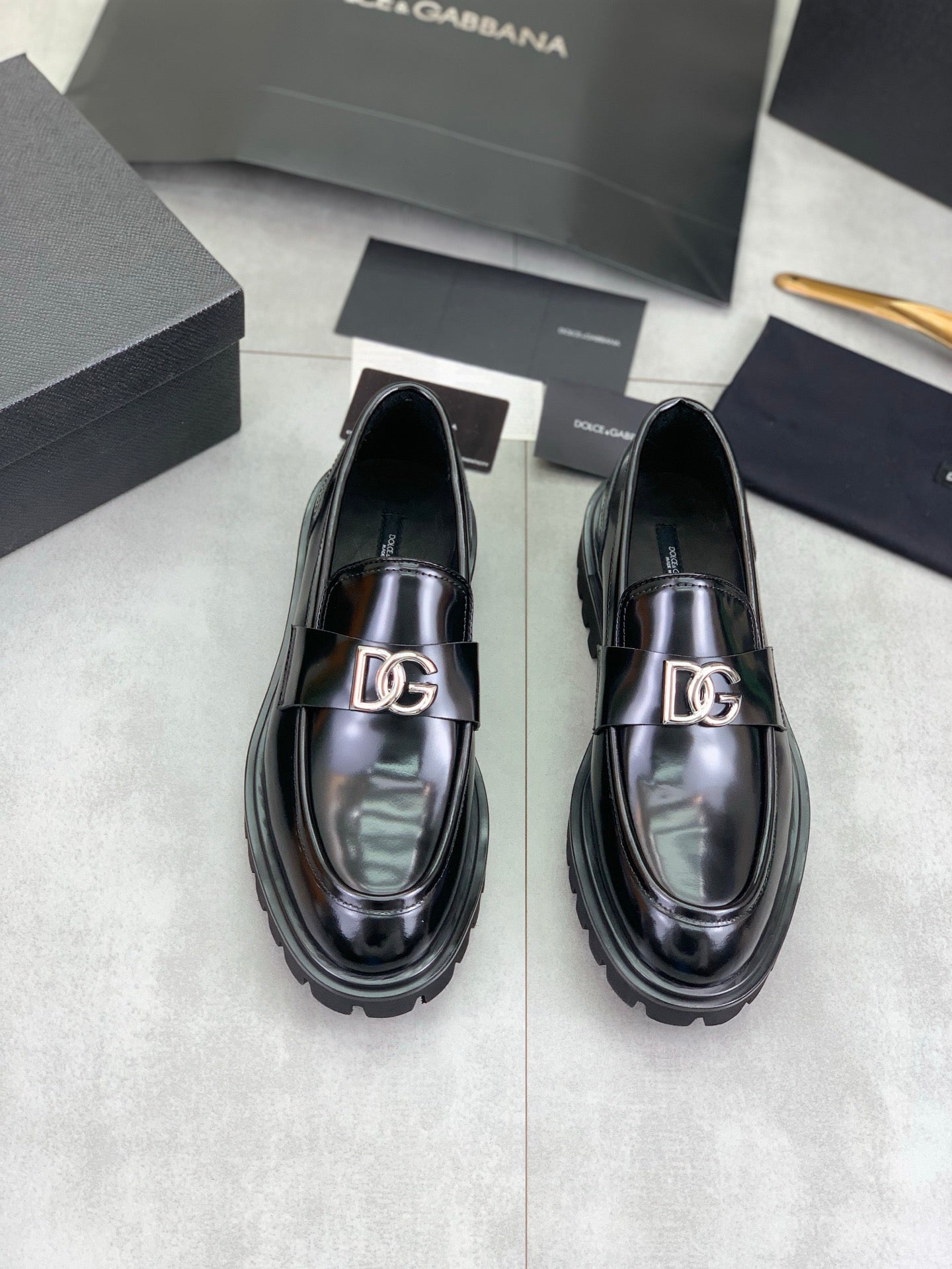 Dolce & Gabbana Black Polished Leather DG Logo Loafers