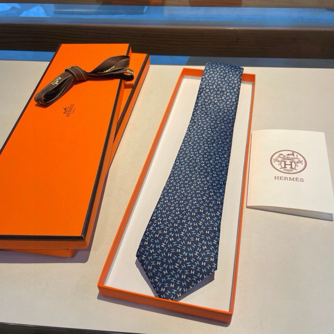 Men’s Navy Blue Silk Tie