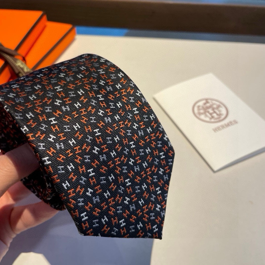 Men’s Dark Navy Silk Tie