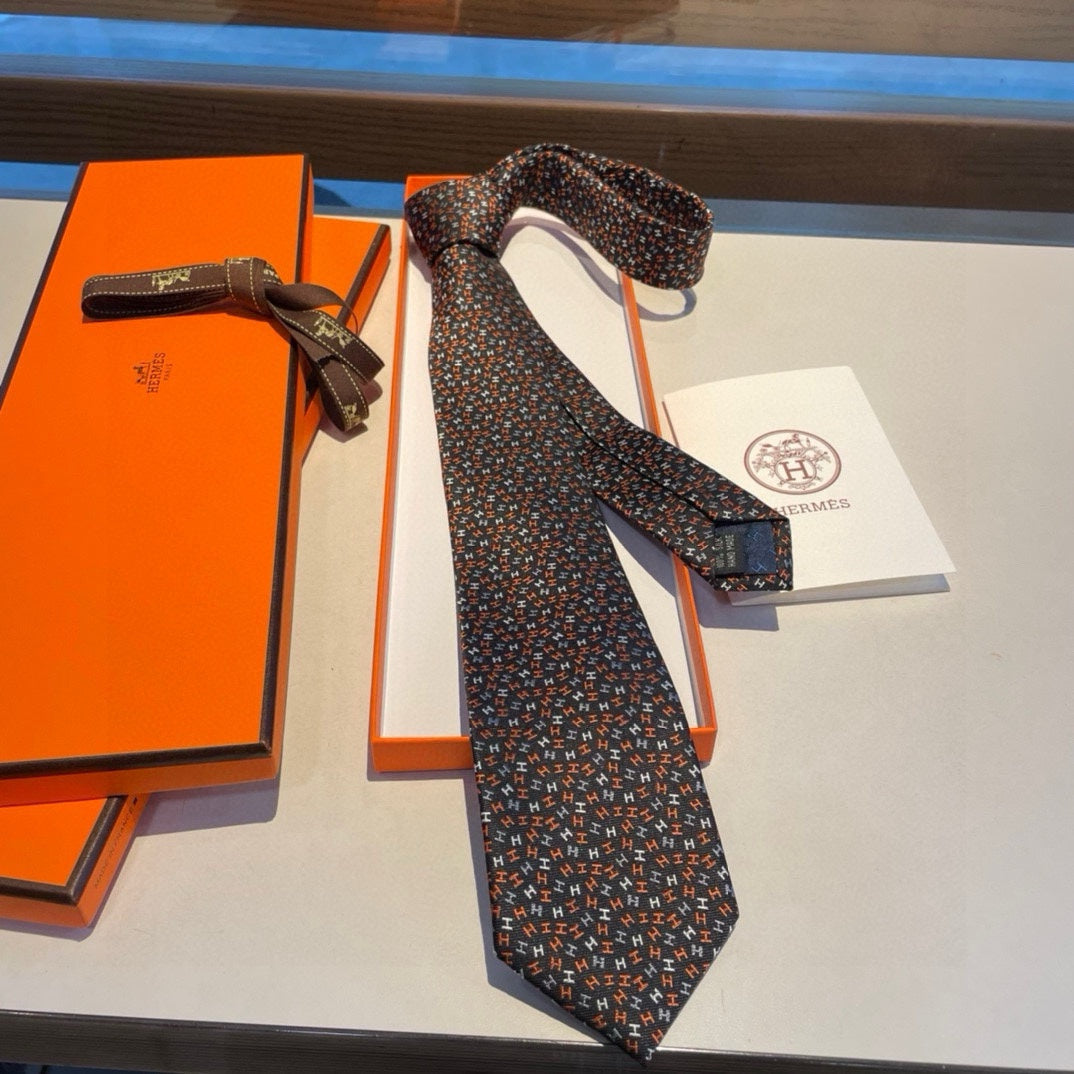 Men’s Dark Navy Silk Tie