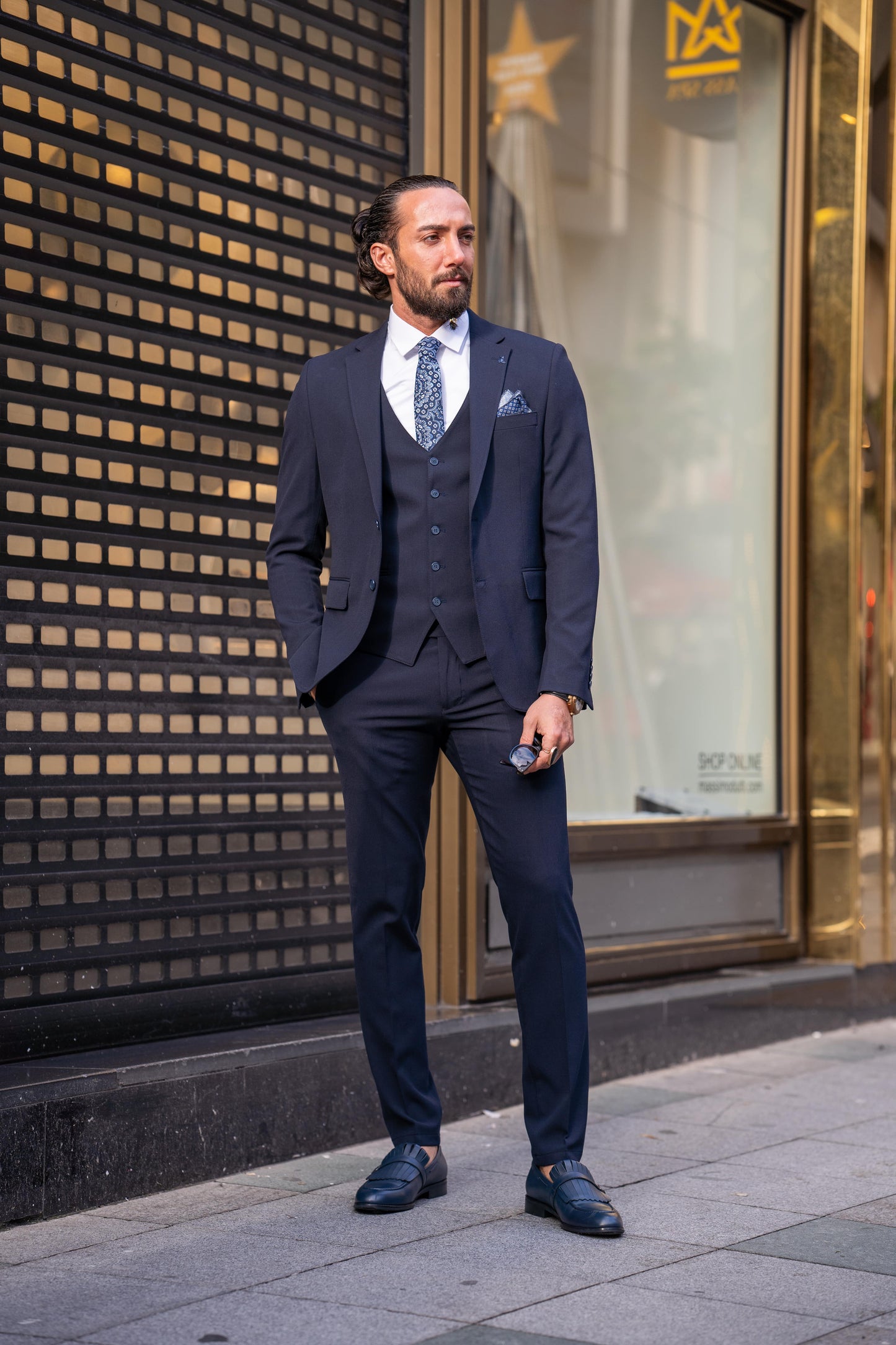 Oceanic Opulence Slim Fit 3-Piece Suit