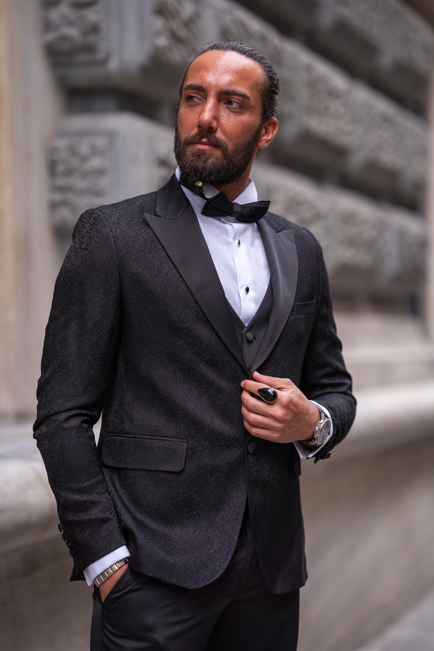 Midnight Satin Collar Tuxedo