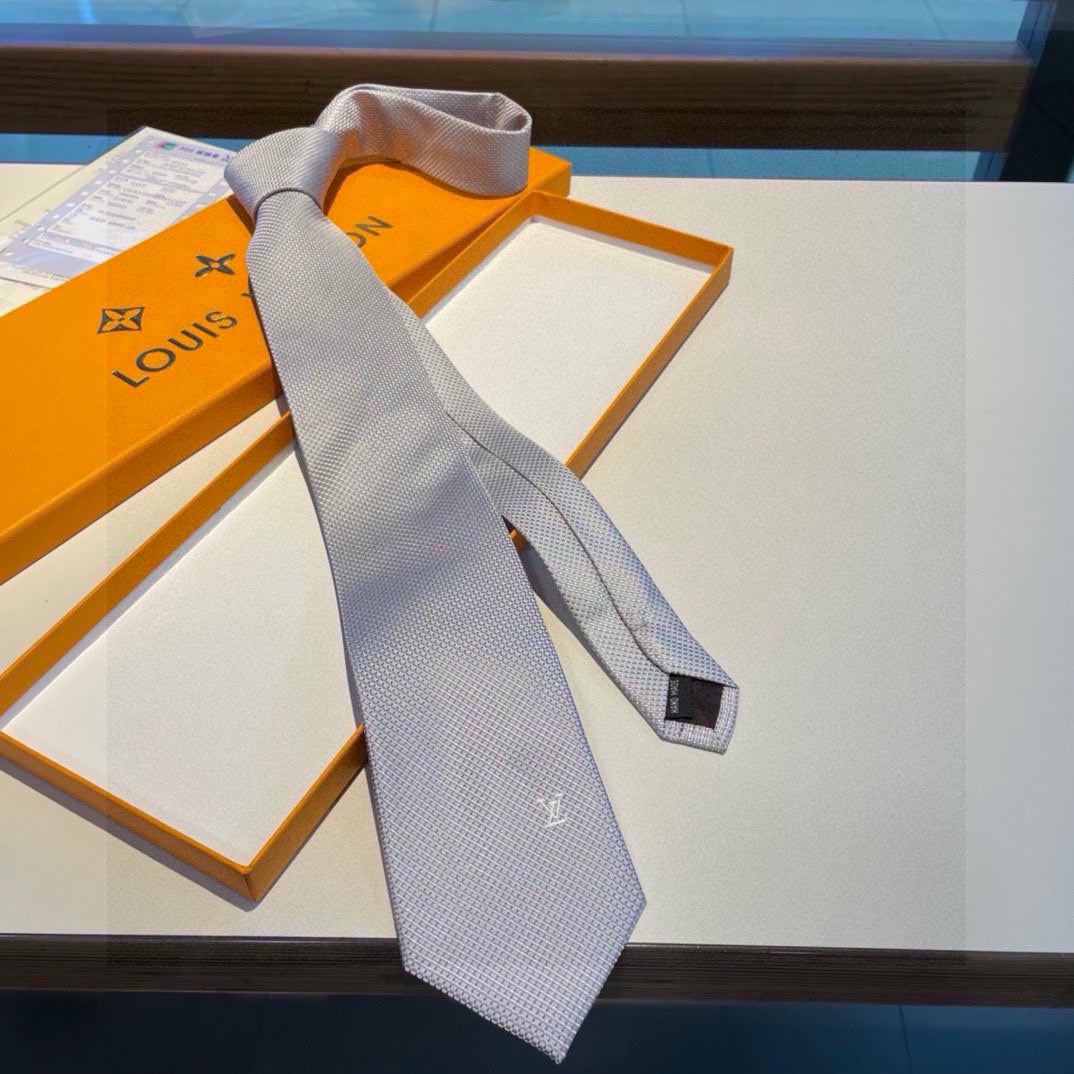 Men’s Platinum Gray Signature Silk Tie