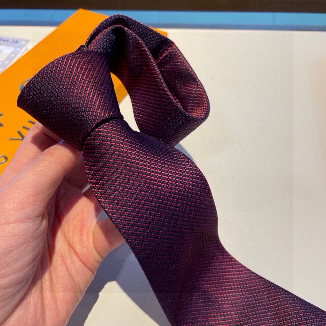 Men’s Burgundy Signature Silk Tie