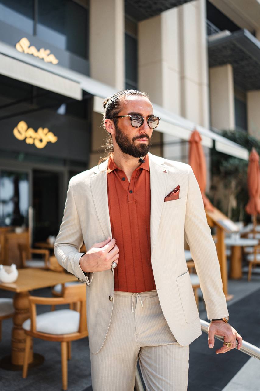 Men’s beige pinstripe summer suit with tailored fit and breathable fabric