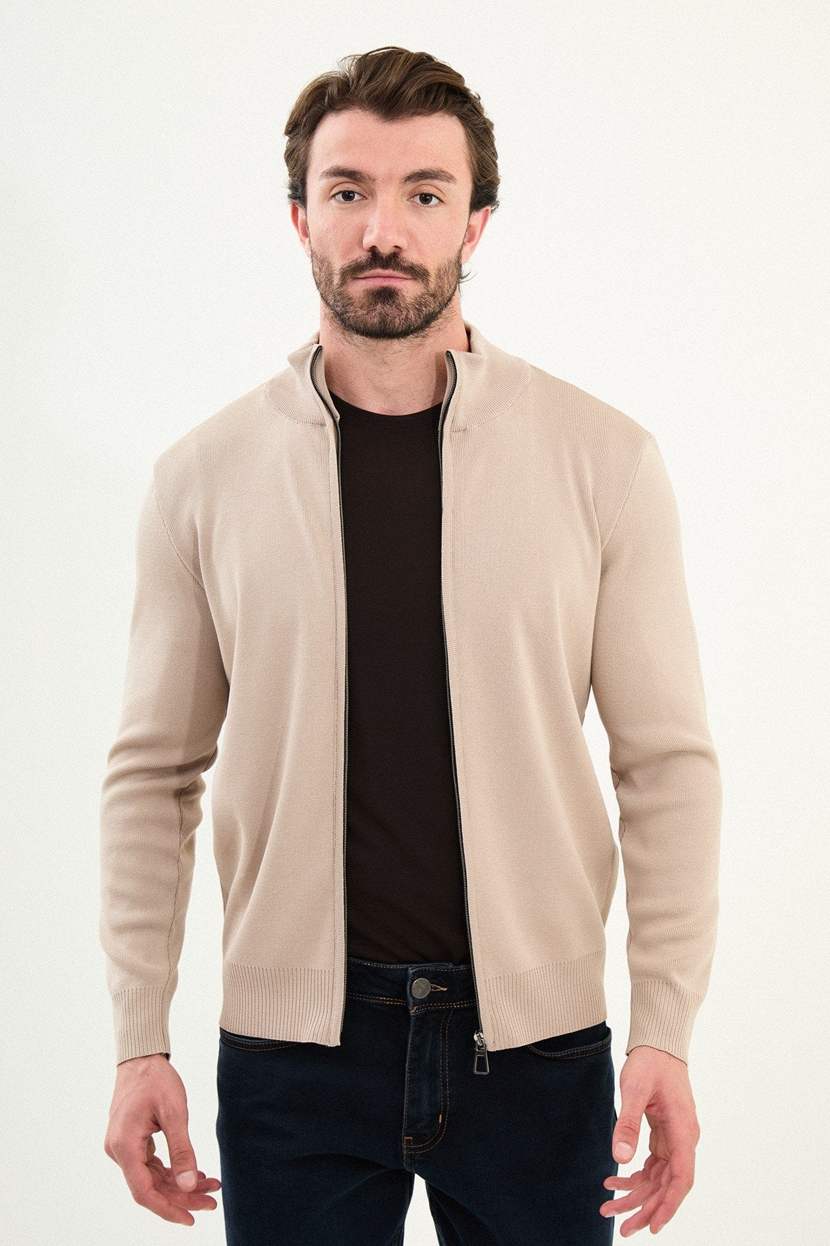 Men’s Beige Stand Collar Zip Knit Jacket