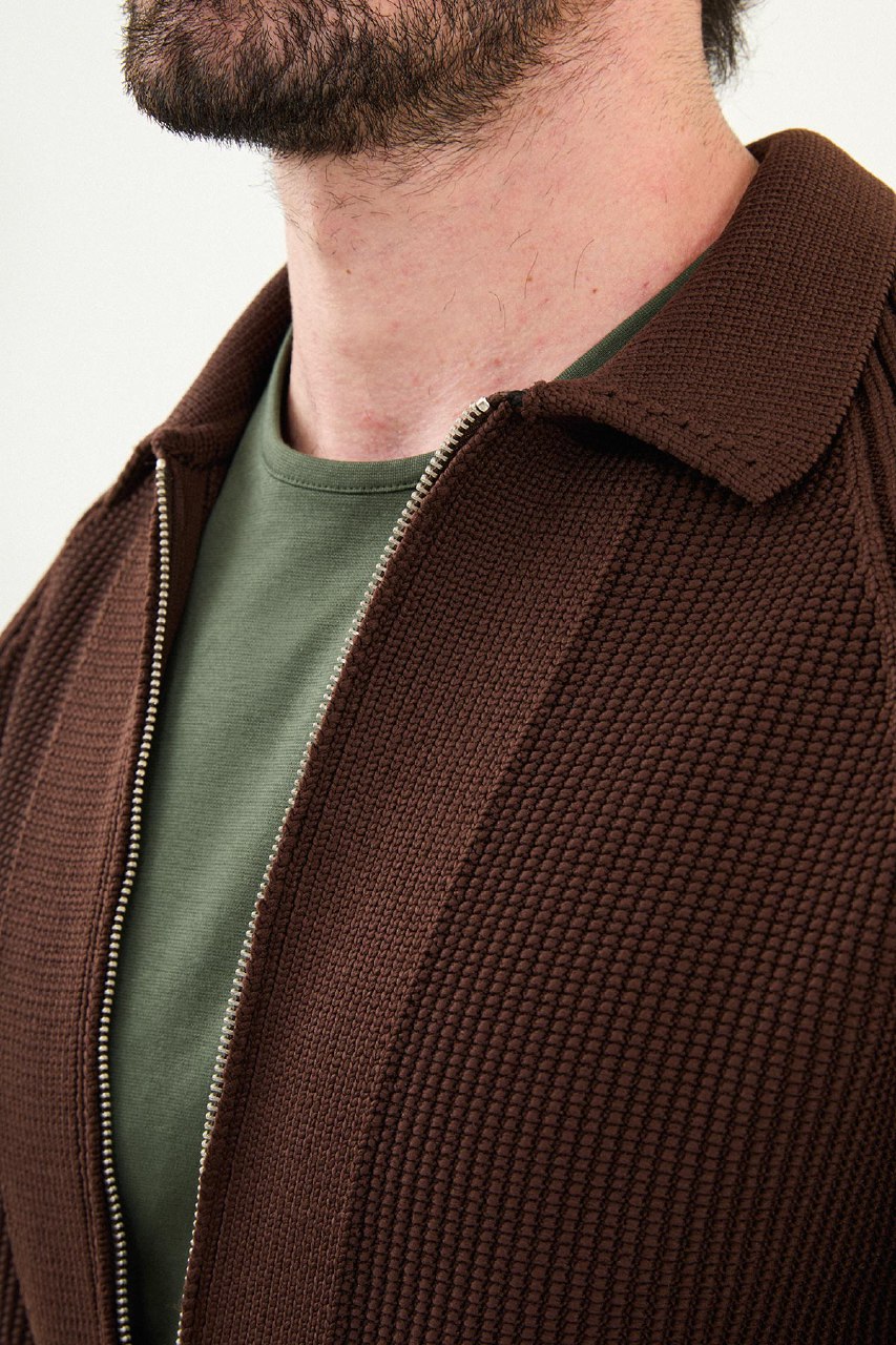 Men’s Brown Zip-Up Slim Fit Knitwear Sweater
