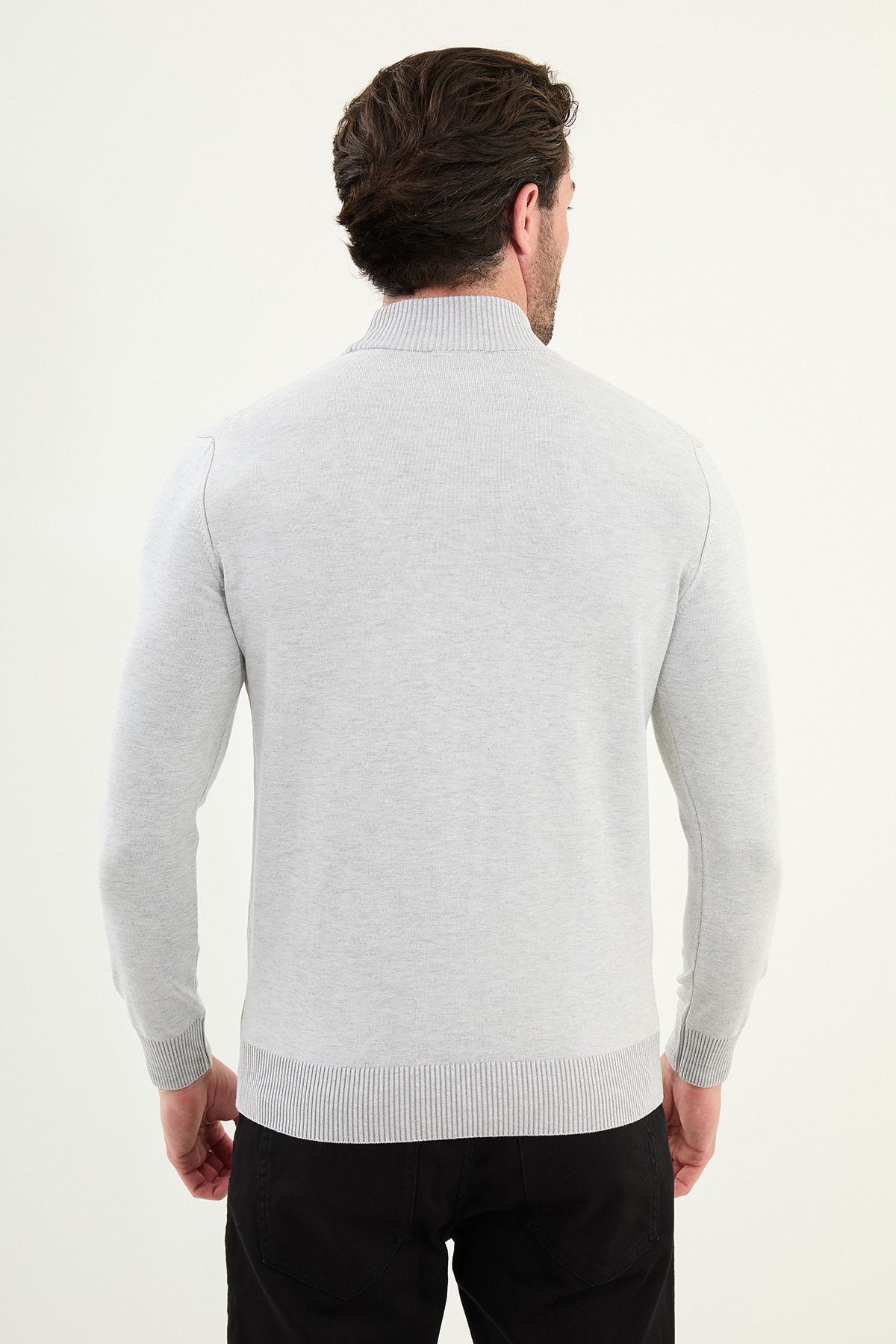 Men’s Gray Slim Fit Mock Neck Knitwear Sweater