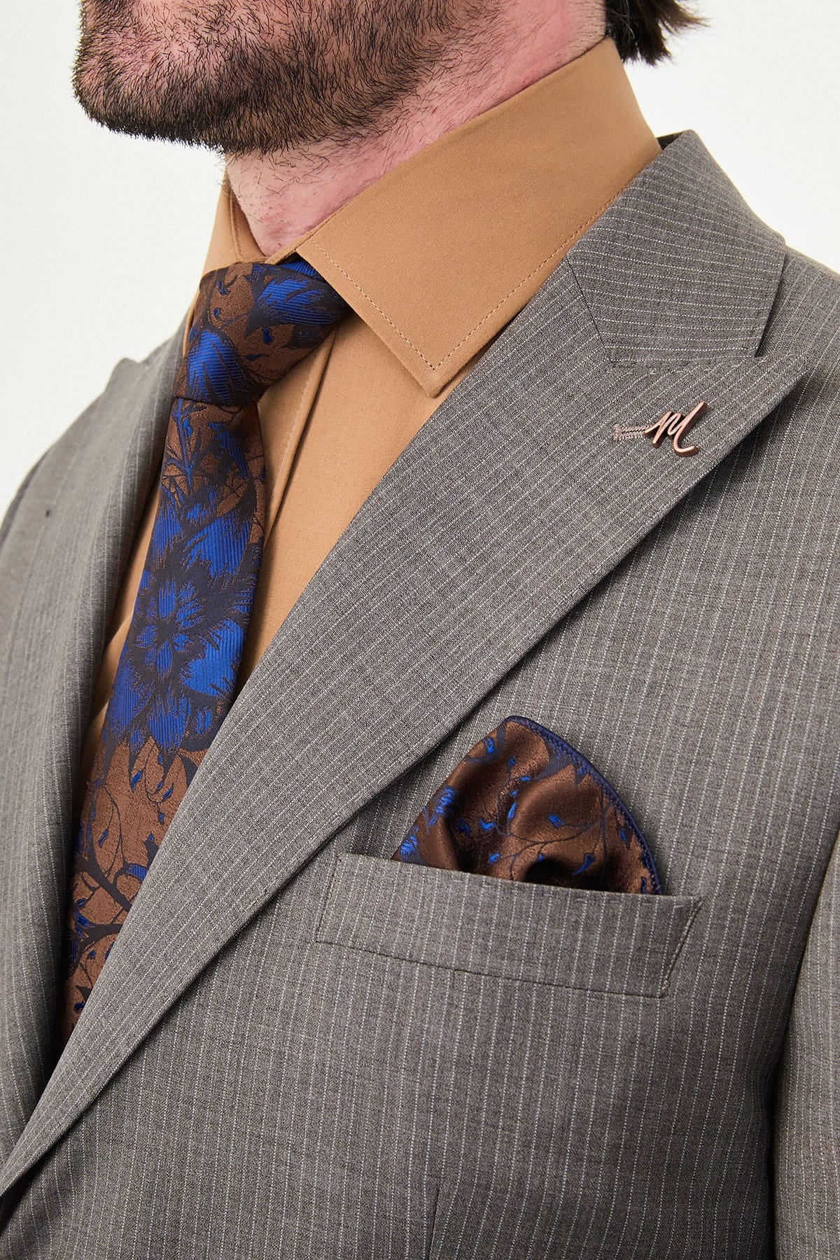 Men’s Taupe Grey Slim Fit Wool Suit – Modern Luxury Formal Suit