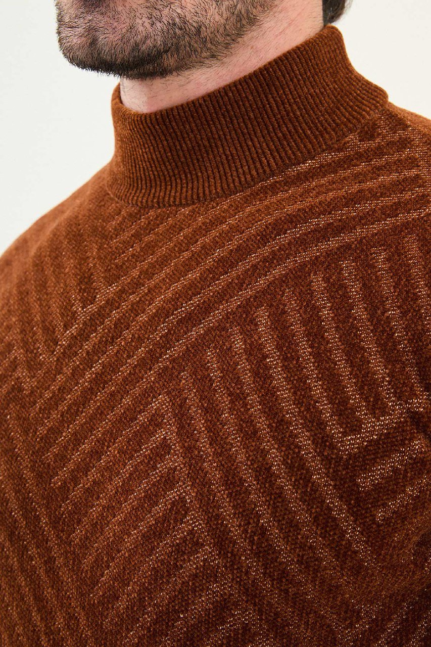Men’s Brown Textured Slim Fit Mock Up Sweater - SUITHARBOR