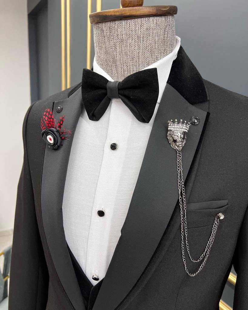 Custom Collar Black Tuxedo.