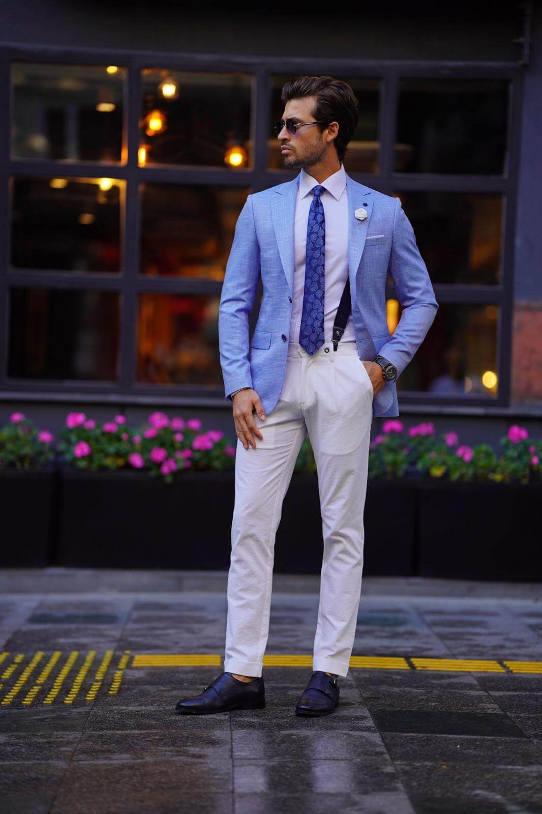 A Mono Collar Linen Blue Jacket on display.