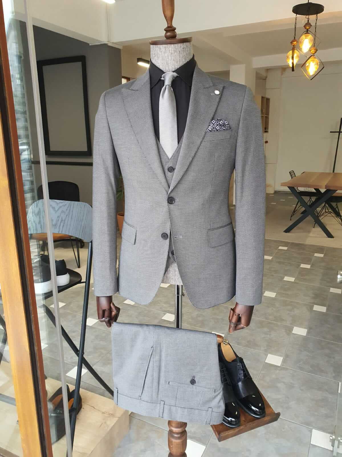 Gray Slim Fit Suit - Wedding Style Icon