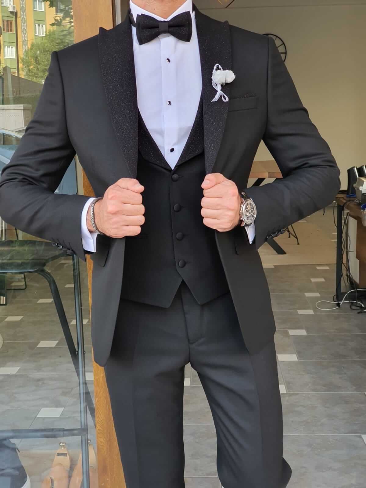 Stockholm Black DoveTail Collar Tuxedo - Hollo Men