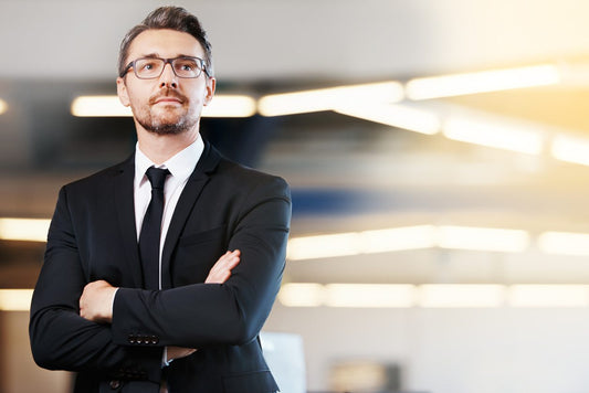 The Psychology of Power Dressing: Why Suits Still Matter in 2026 - SUITHARBOR