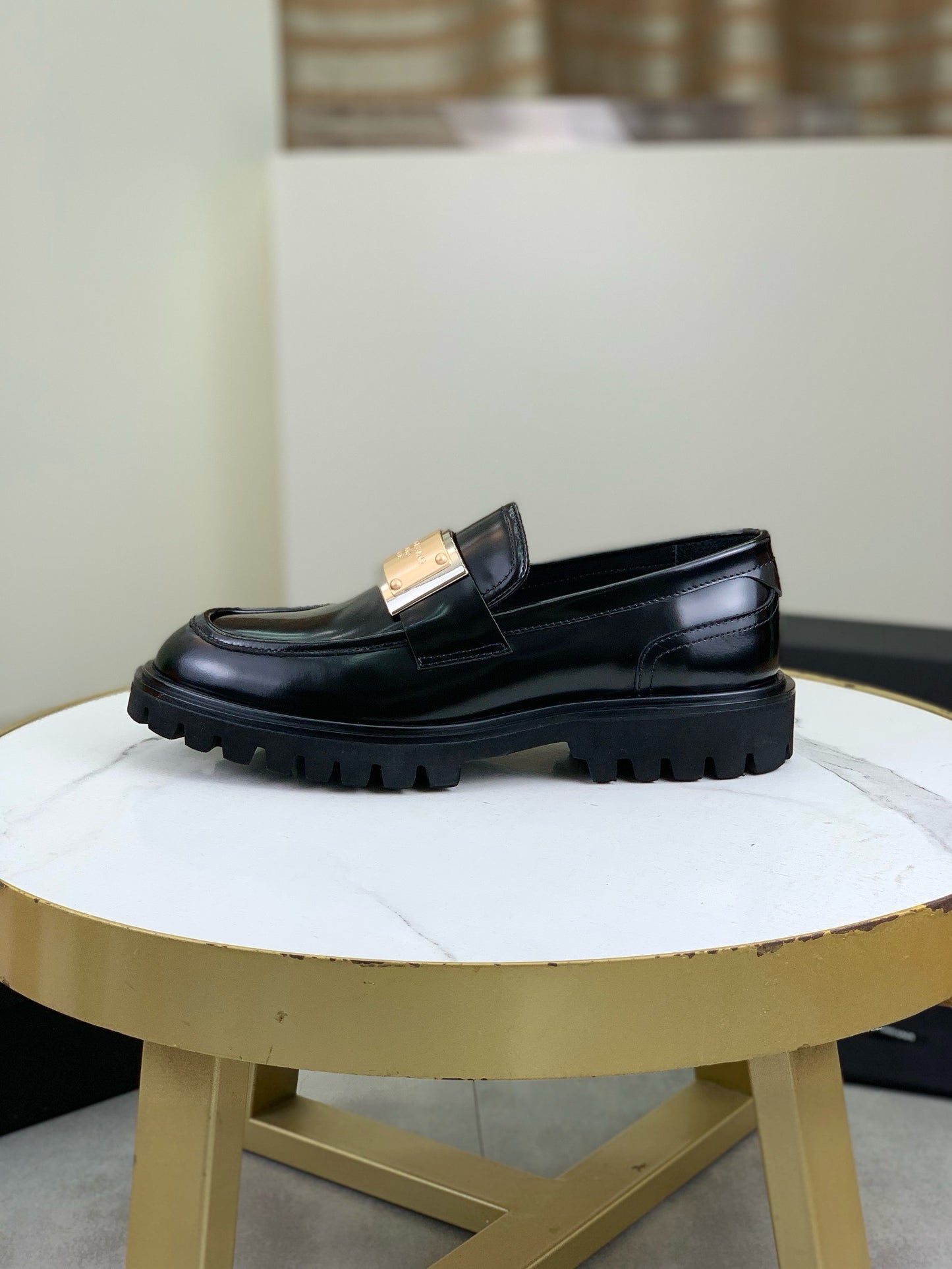 Dolce & Gabbana Bernini Black Calf Leather Logo Plaque Loafers