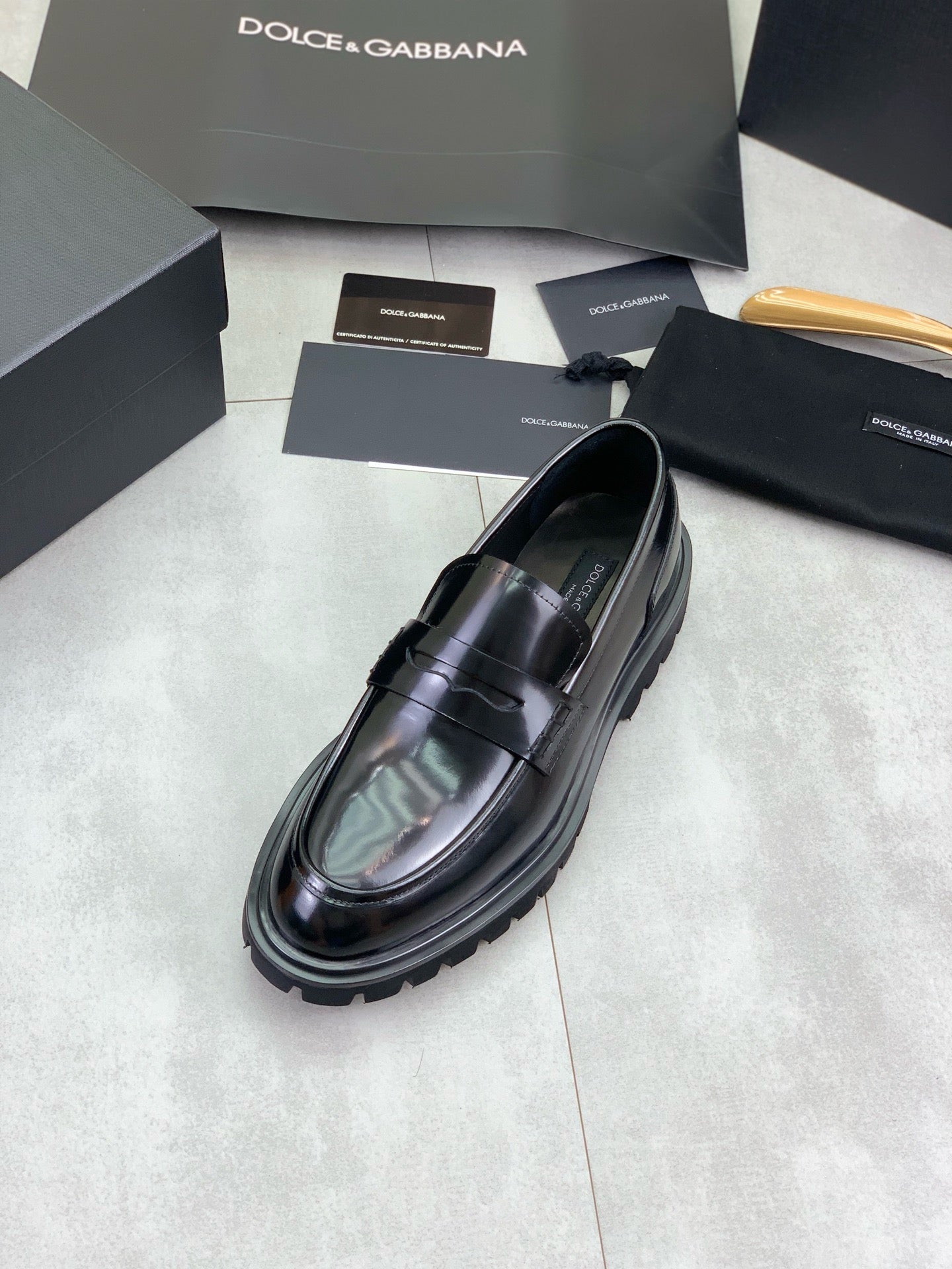 Dolce & Gabbana Black Glossy Leather Lug-Sole Penny Loafers
