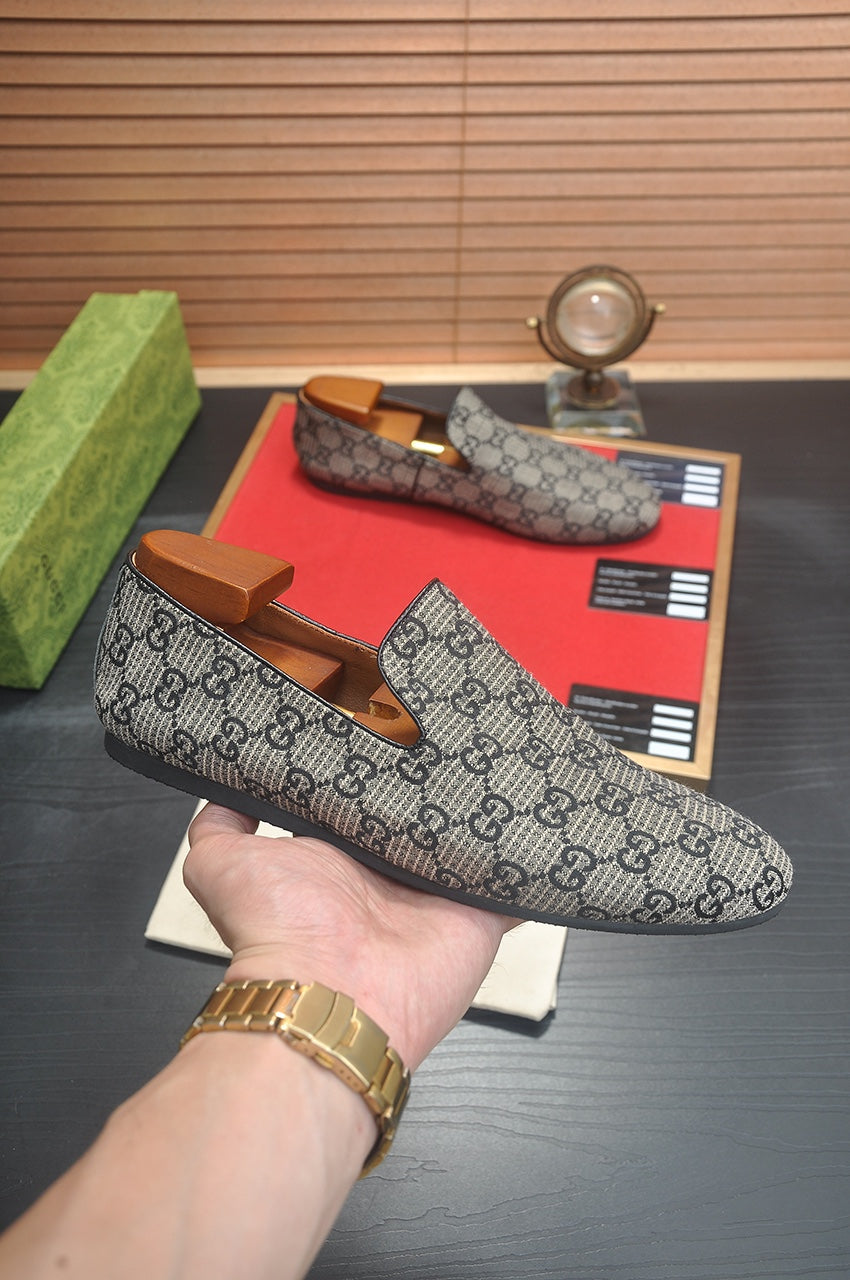 Gucci Cupertino Black & Grey GG Canvas Loafer.