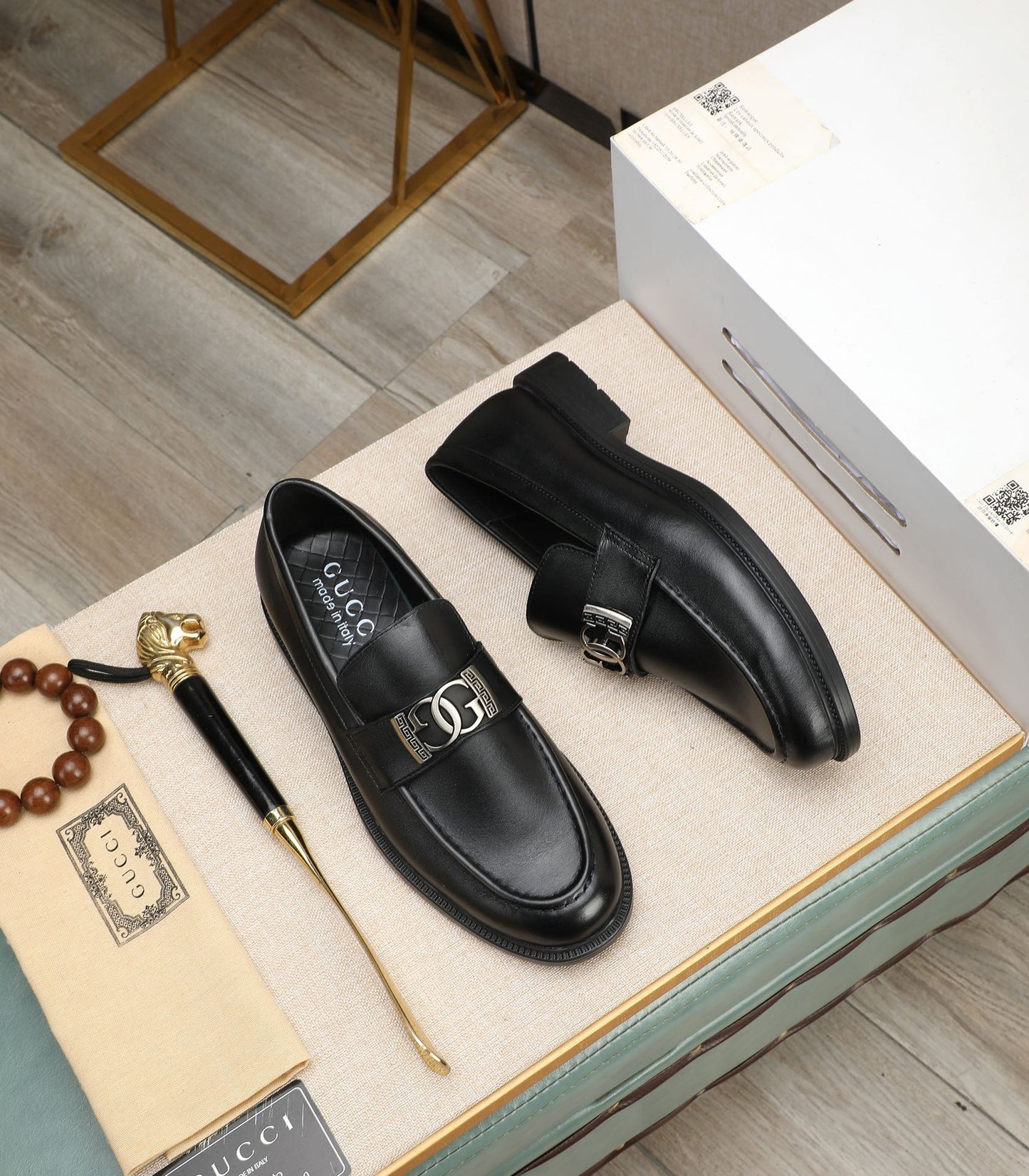 Gucci Men's Black Leather Horsebit Loafer