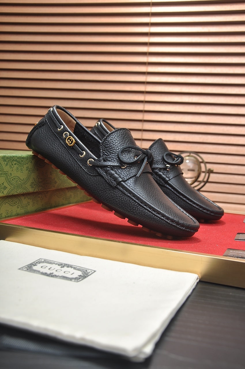 Gucci Men's Leather Black Driving Loafers