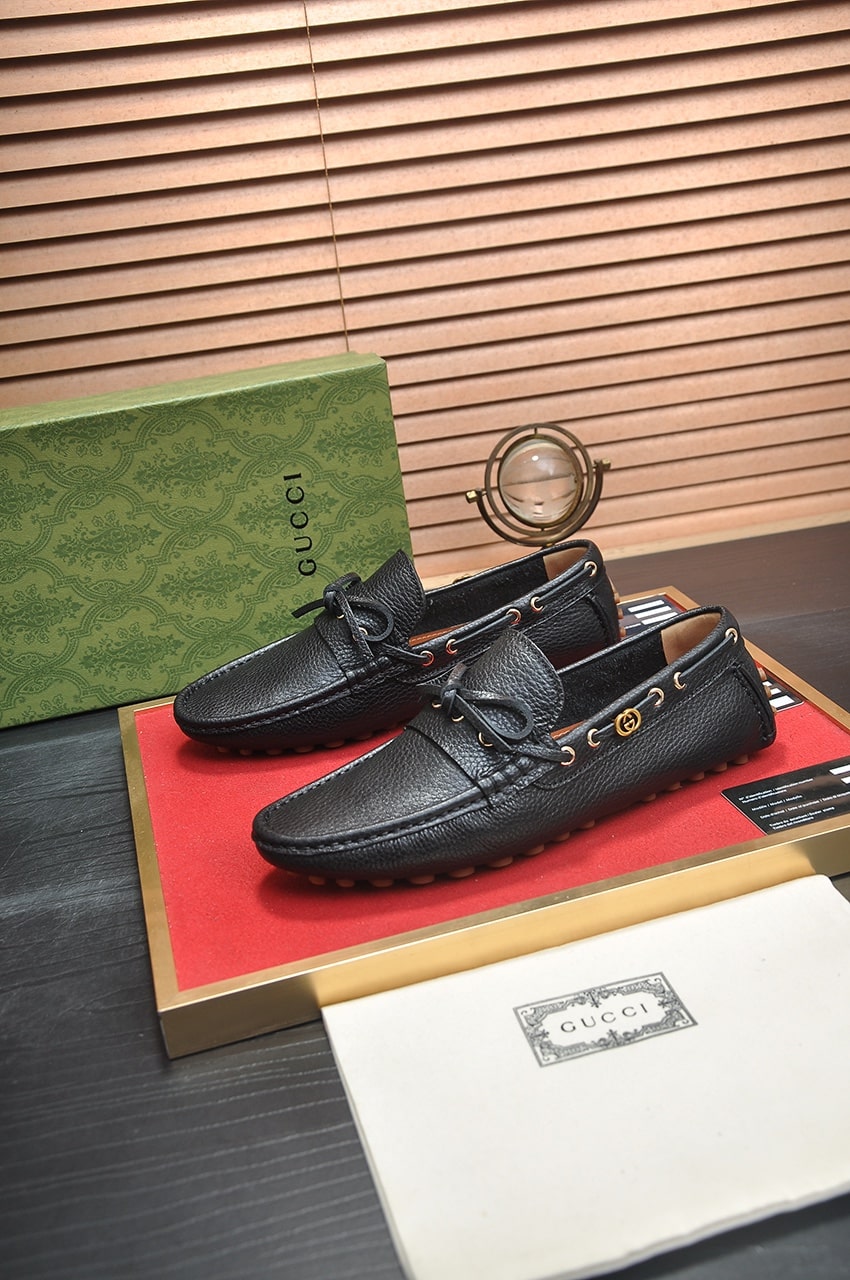 Gucci Men's Leather Black Driving Loafers