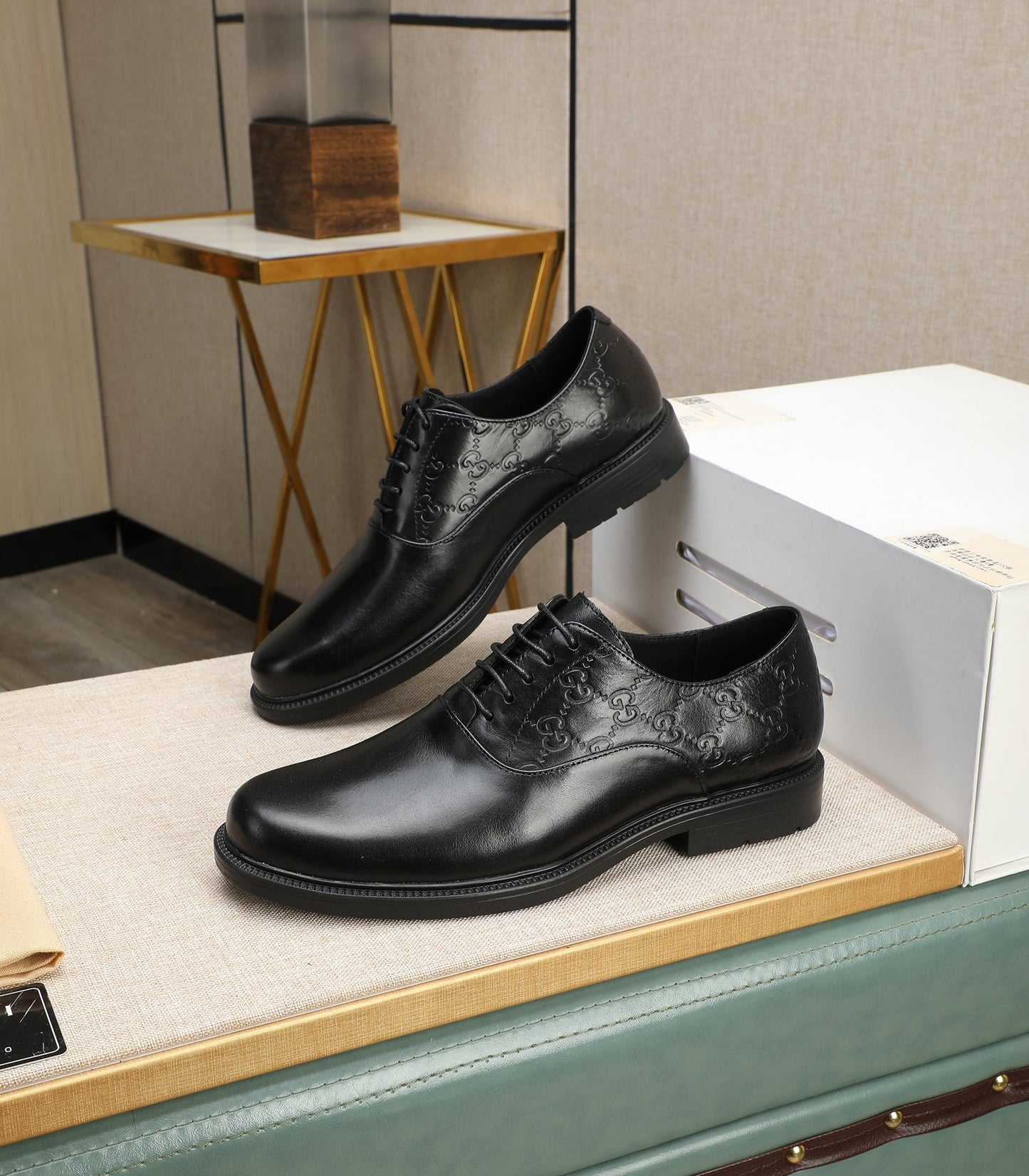 Gucci Embossed Black Oxford Shoes