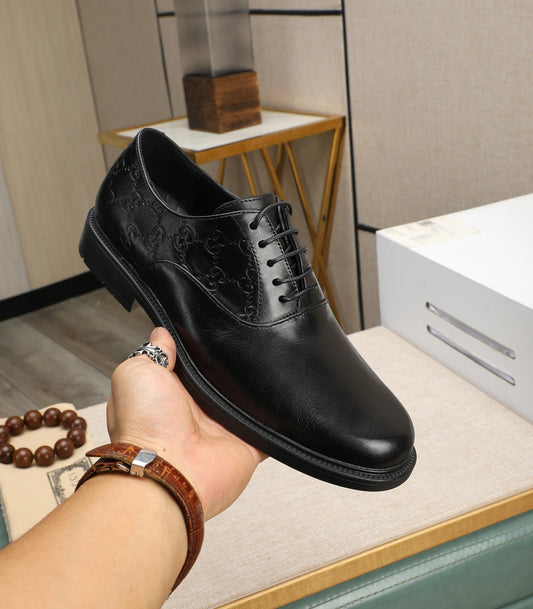 Gucci Embossed Black Oxford Shoes