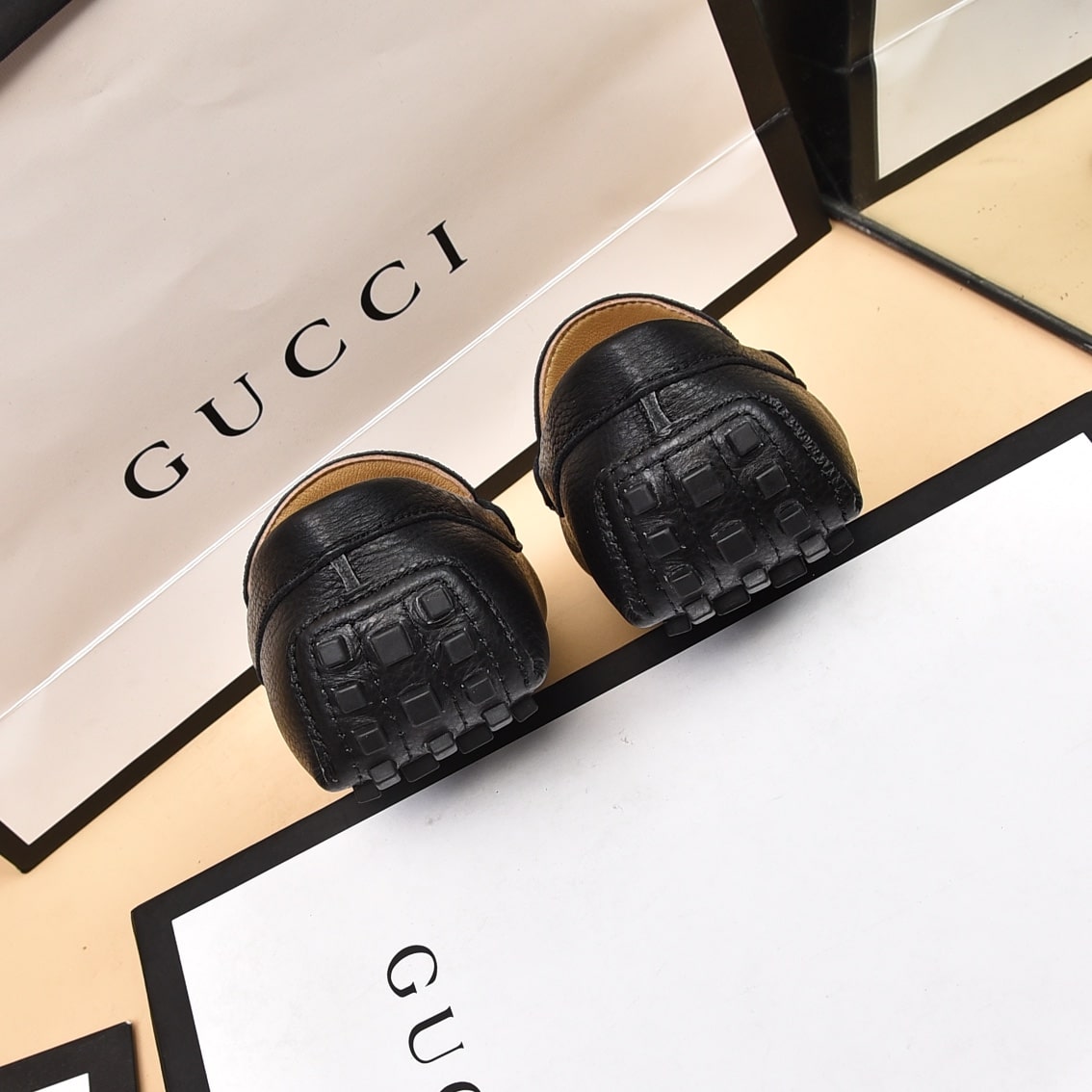 Gucci G Chain Beige Driving  Loafer