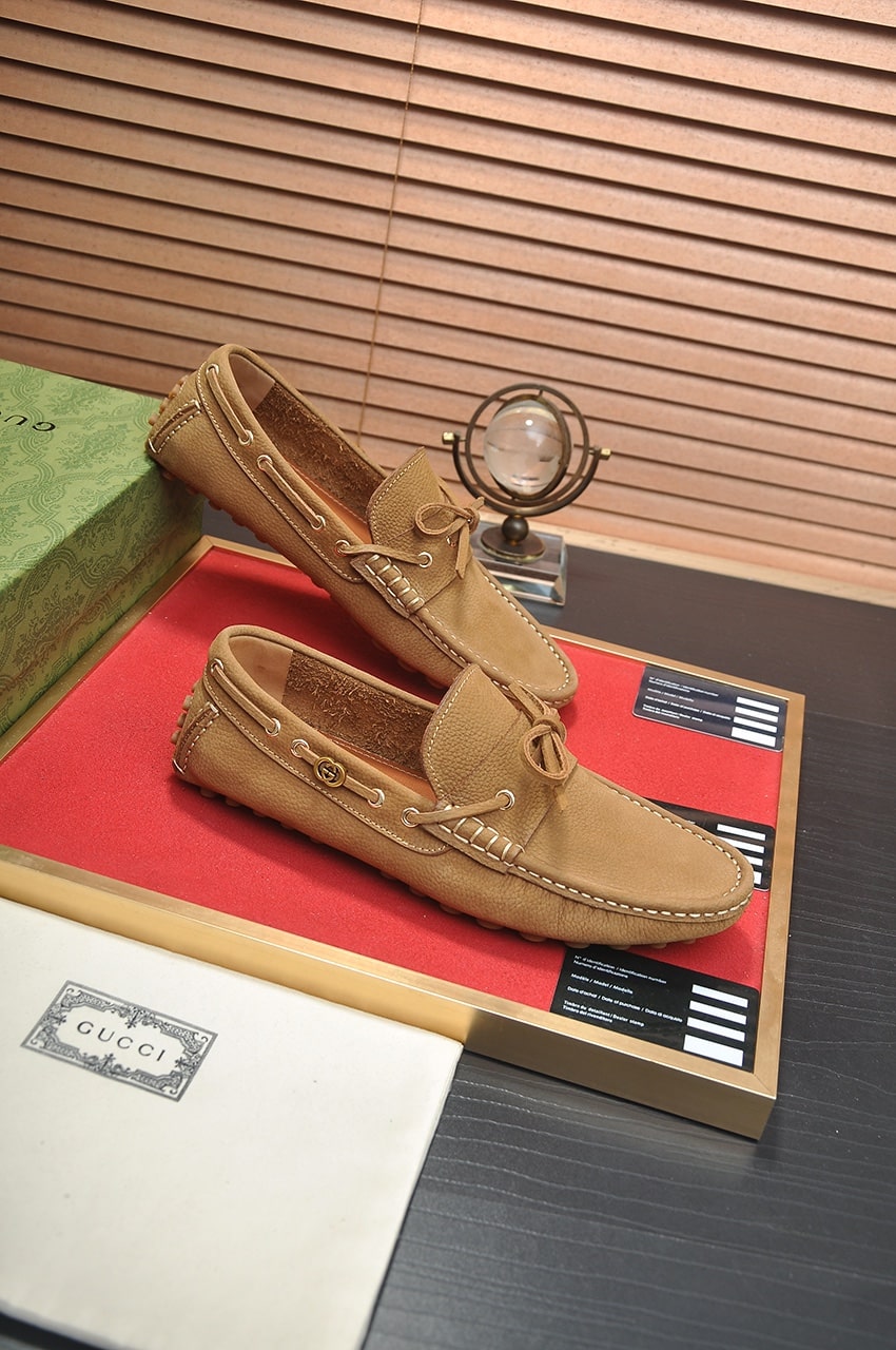 Gucci Beige Leather Driving Loafers