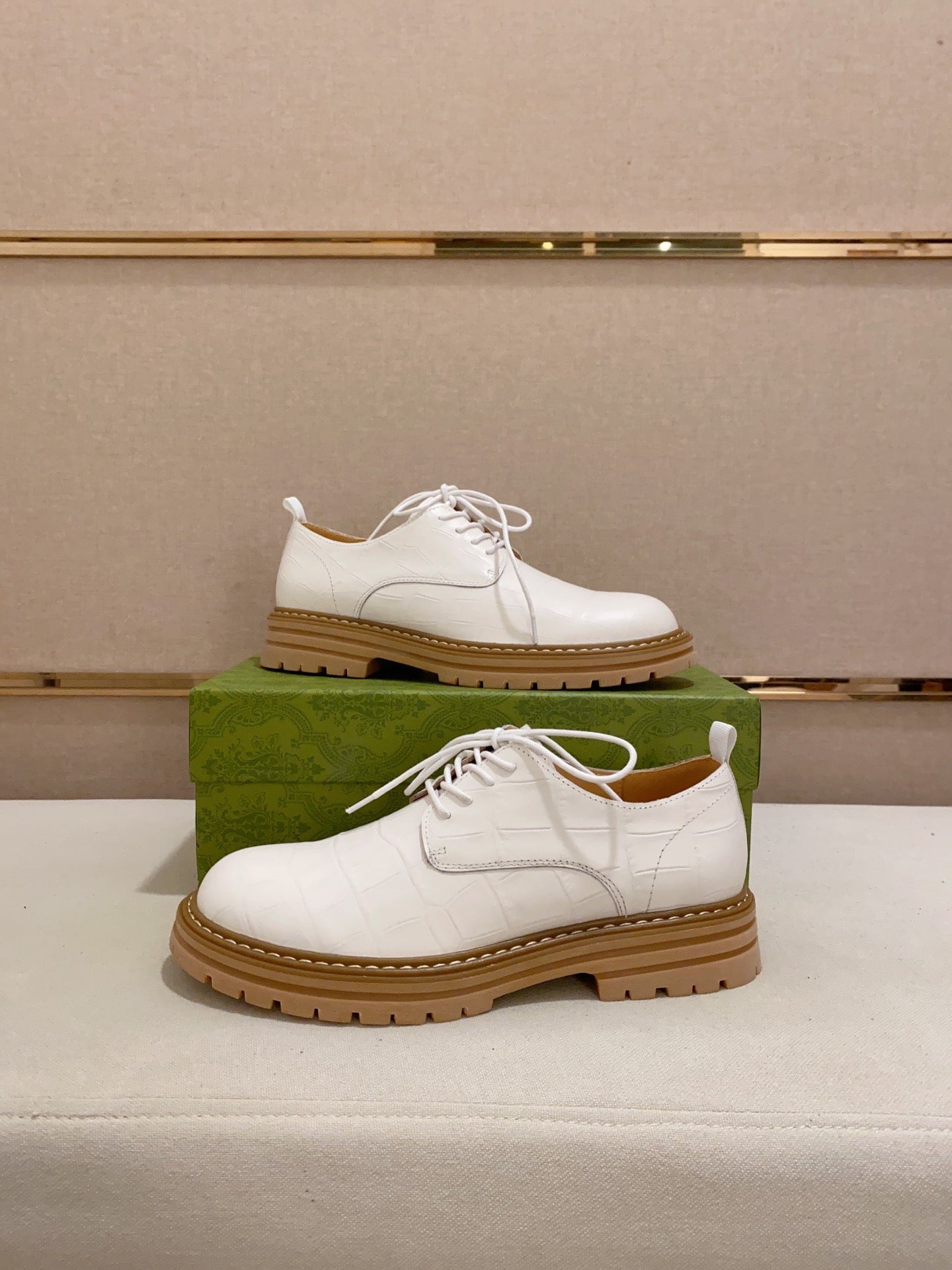 Gucci-Inspired White Leather Lace-Up Derby Shoes