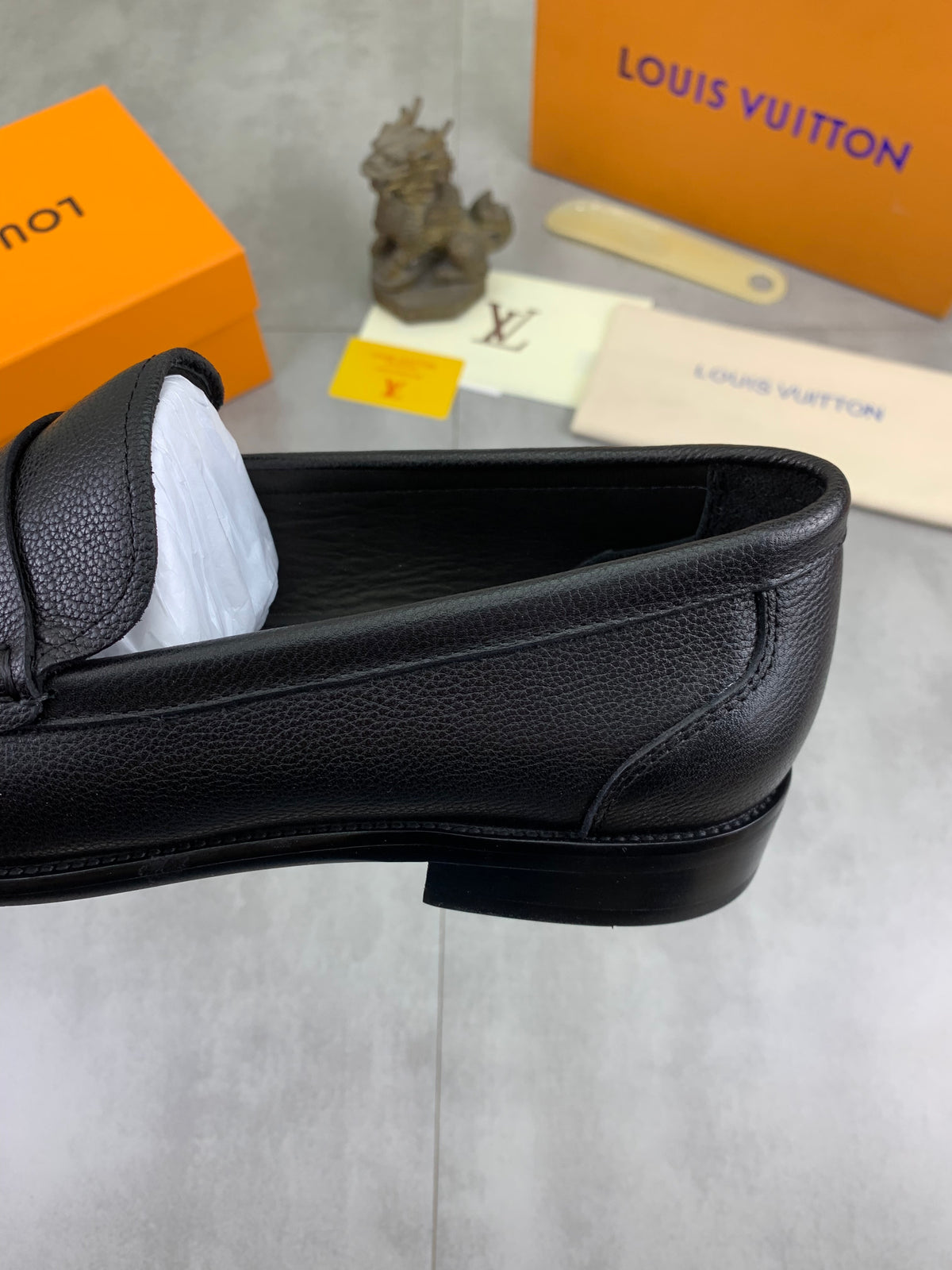 Louis Vuitton Major Black Grained Leather Loafer