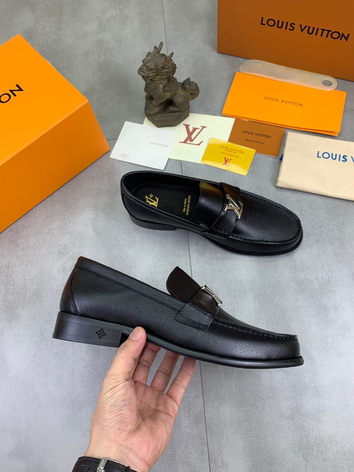 Louis Vuitton Major Black Taiga Leather Loafers