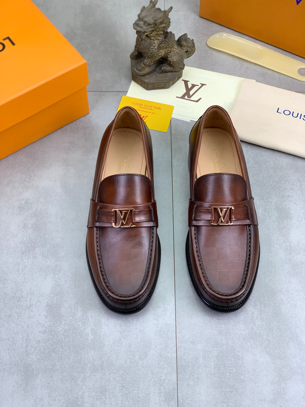 Louis Vuitton Major Brown Grained Leather Loafer