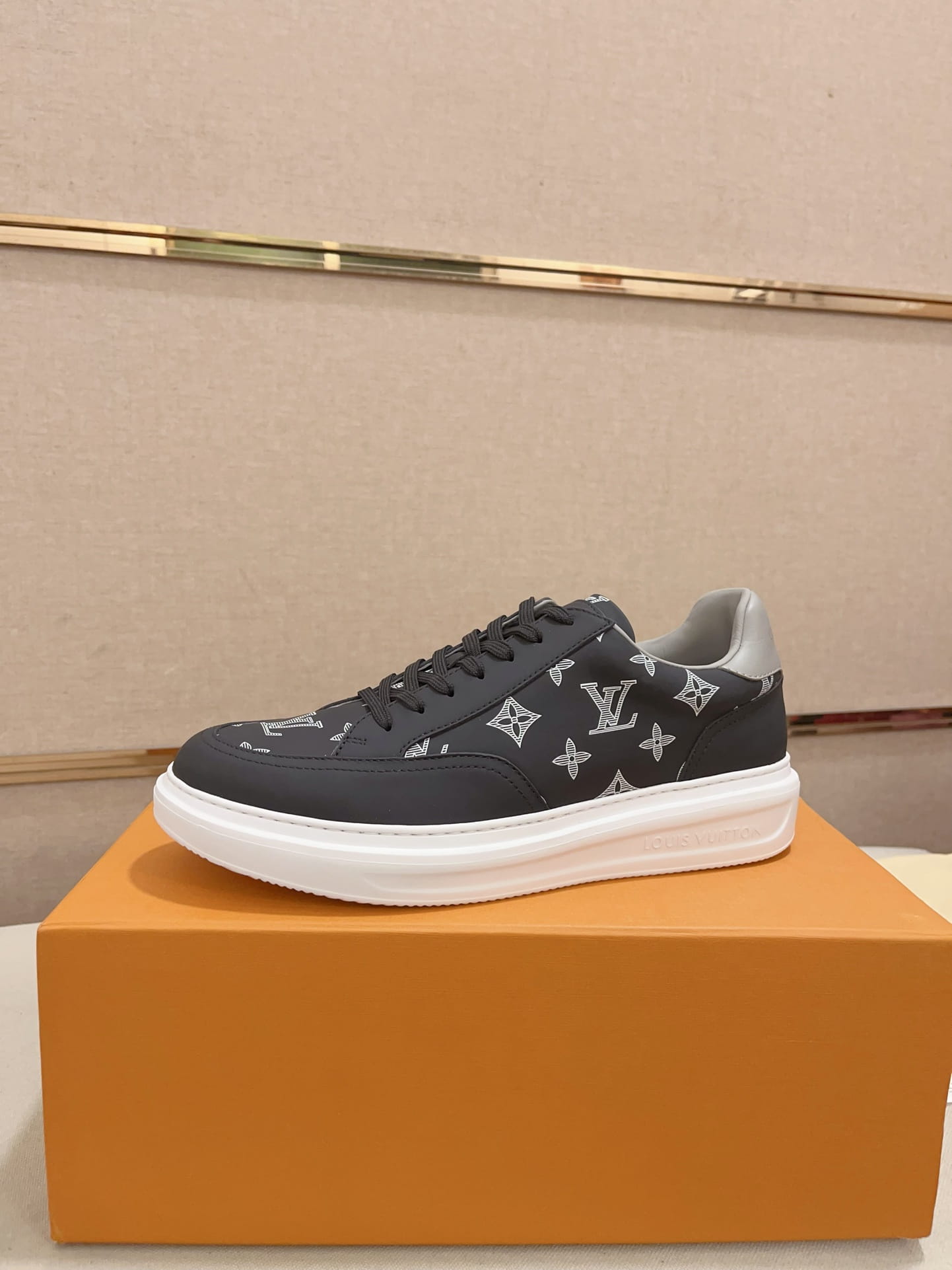 Louis Vuitton Beverly Hills Black & White Monogram Sneakers