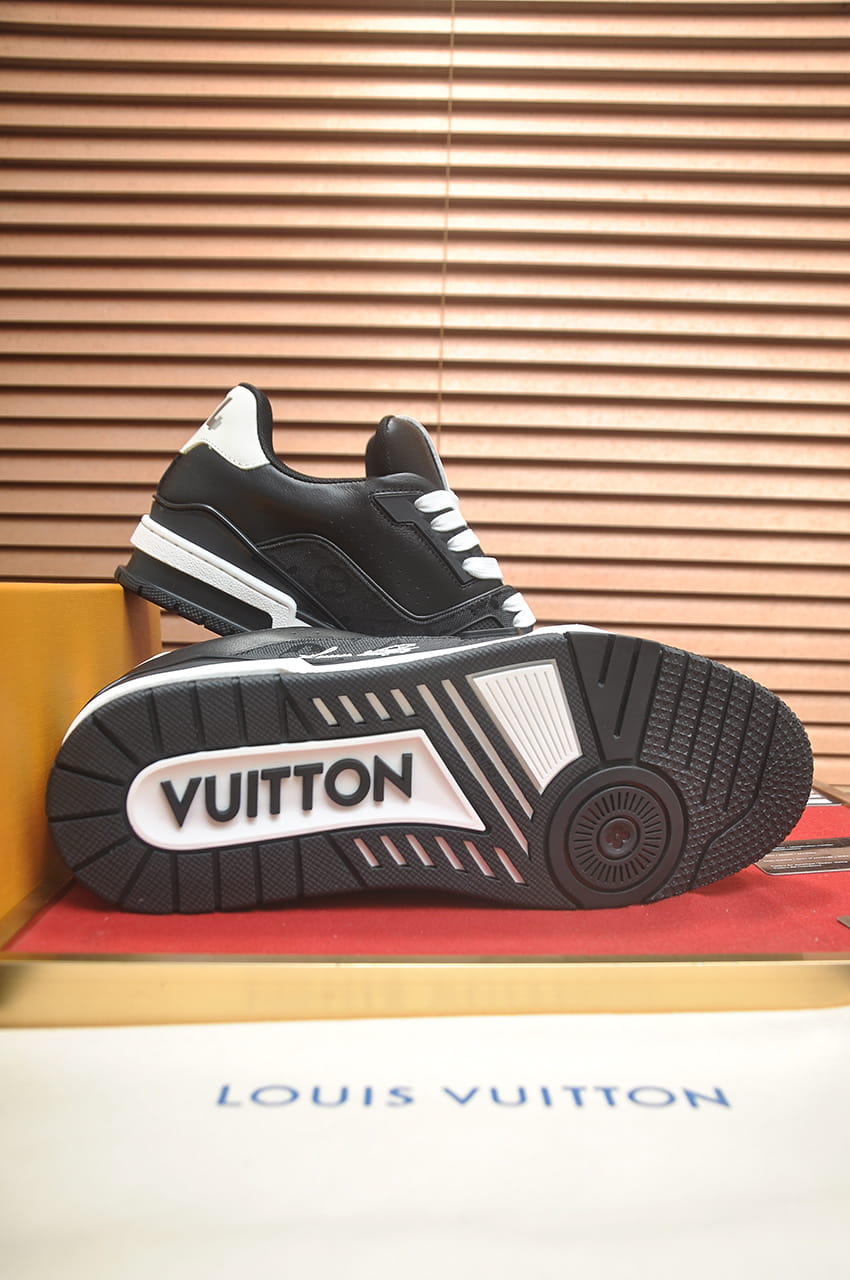 Louis Vuitton LV Trainer Sneakers in Black and White Leather