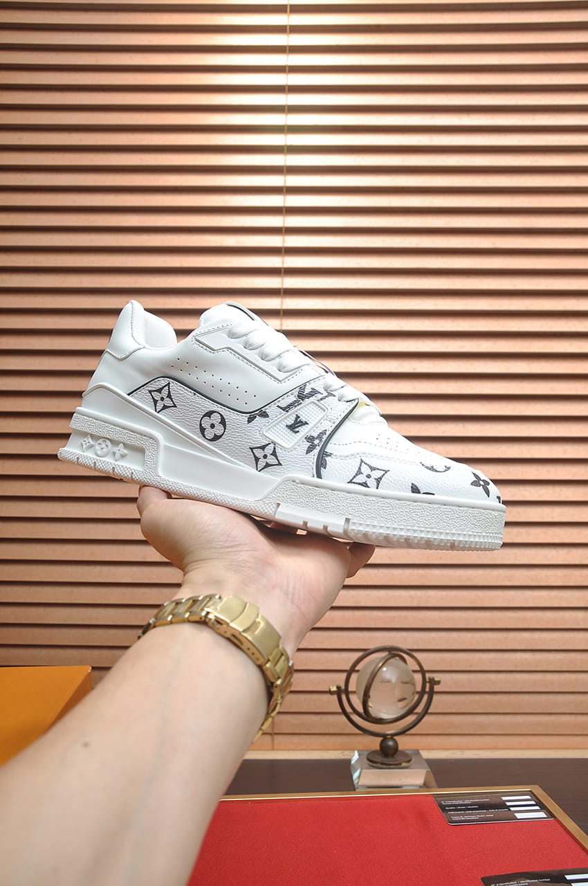 Louis Vuitton LV Trainer Sneakers in White Calf Leather with Black Monogram