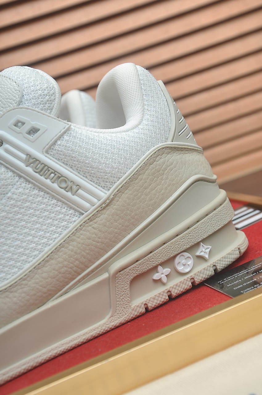 Louis Vuitton Trainer Sneakers in White and Light Grey