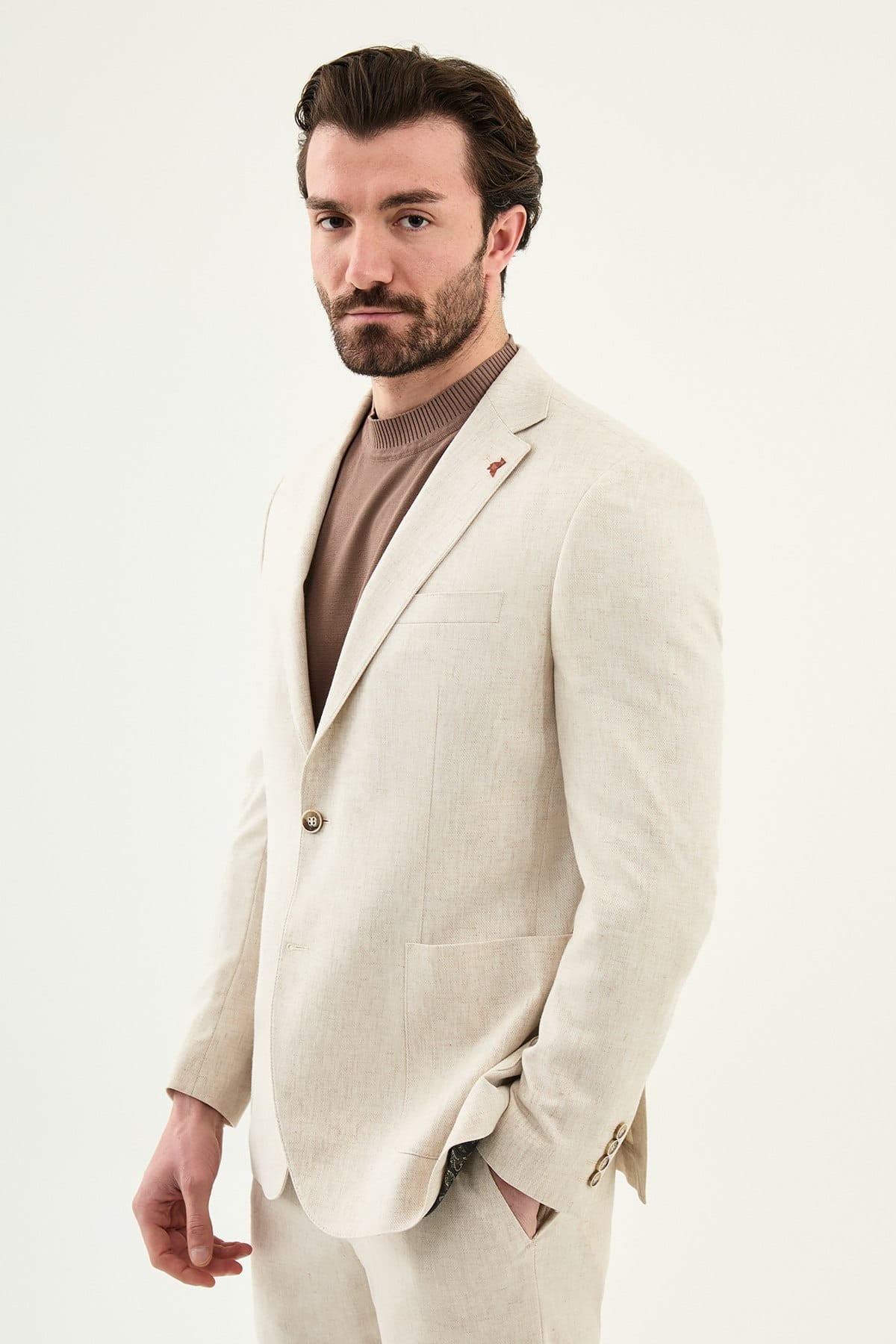 Men’s Beige Linen Blend Slim-Fit Suit