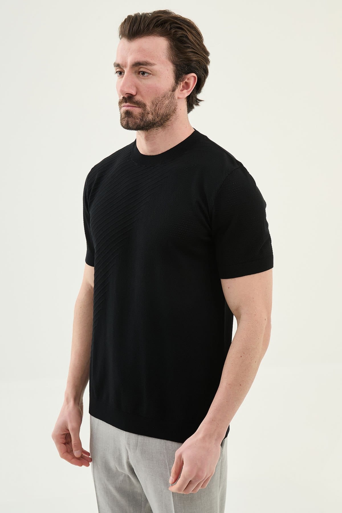 Men’s Black Slim Fit Crew Neck Structured Knit T-Shirt