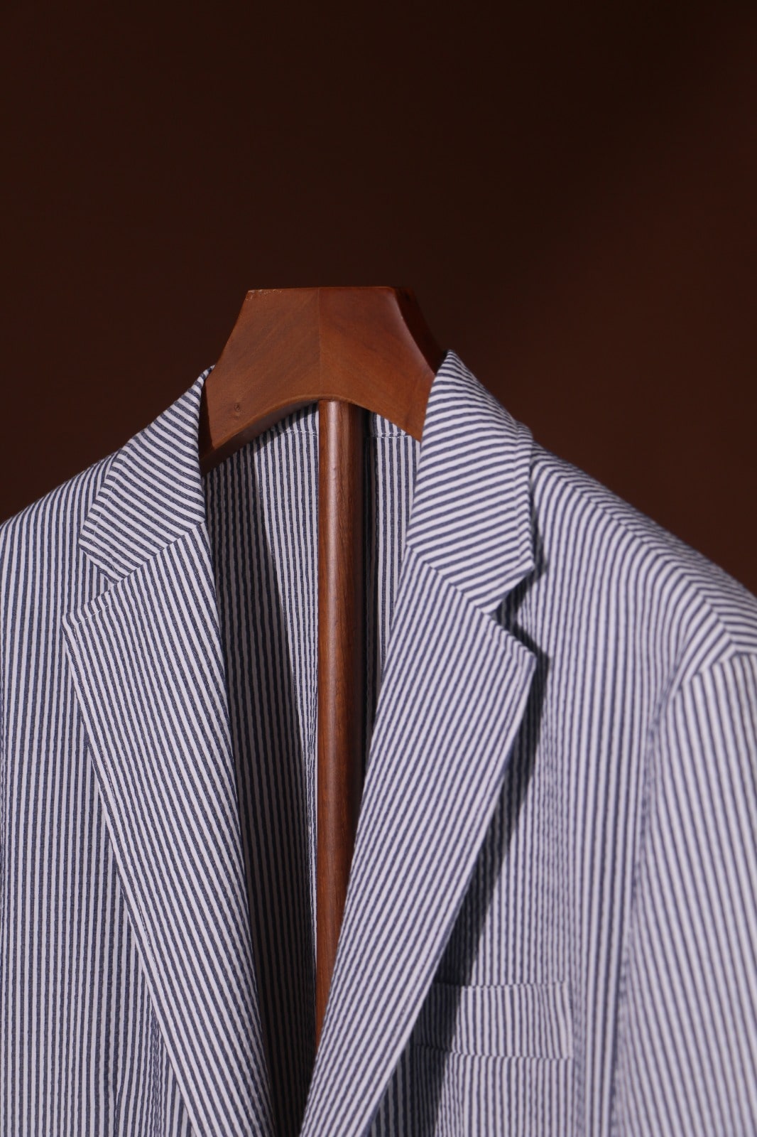 Men’s Navy & White Striped Seersucker Blazer
