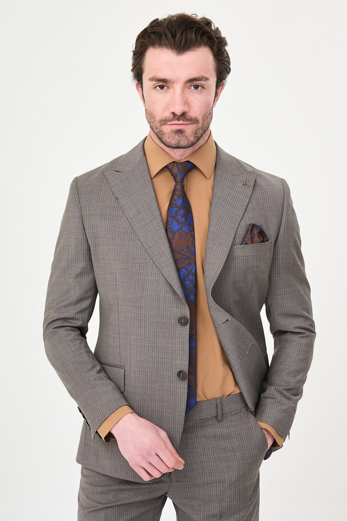 Men’s Taupe Grey Slim Fit Wool Suit – Modern Luxury Formal Suit