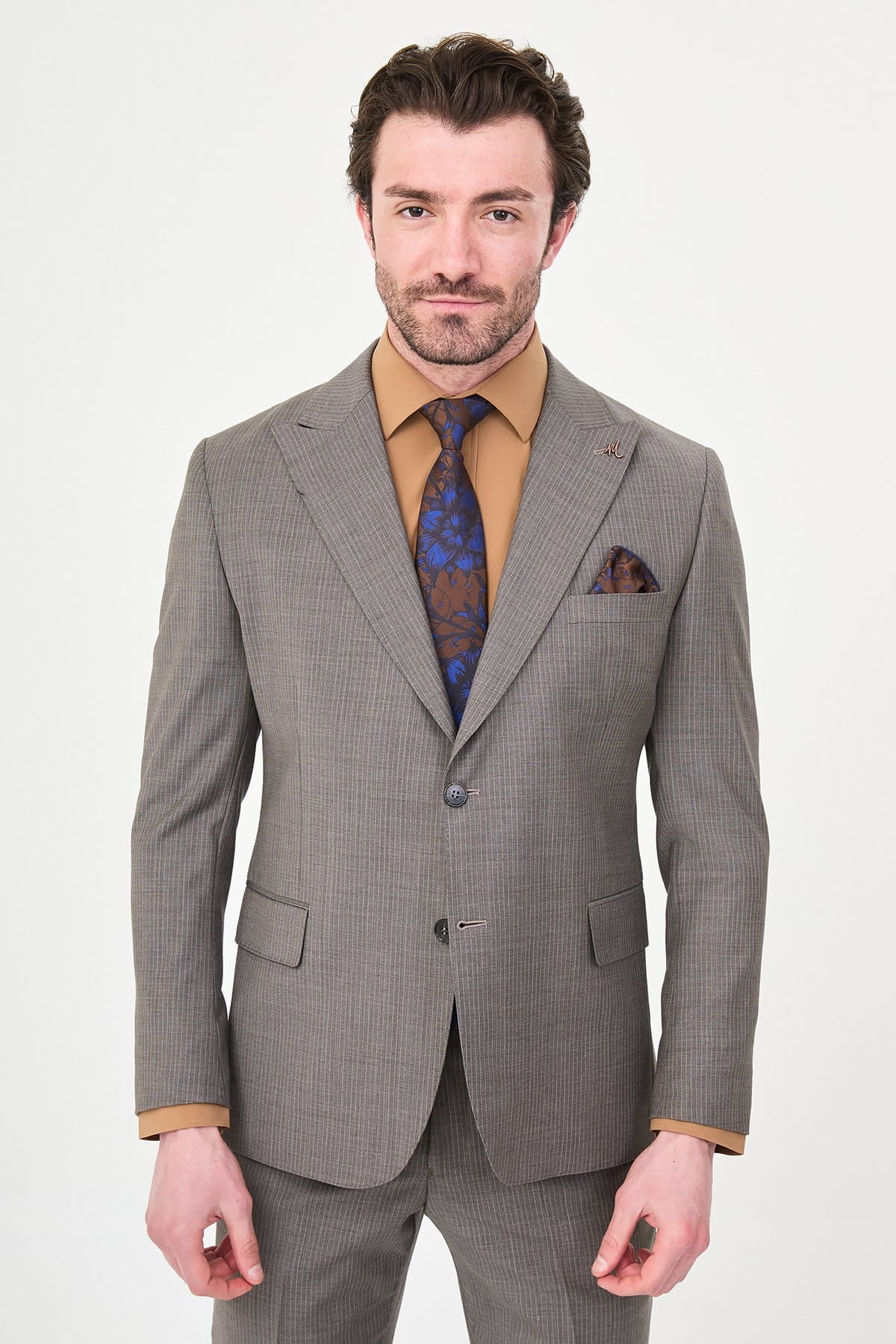 Men’s Taupe Grey Slim Fit Wool Suit – Modern Luxury Formal Suit