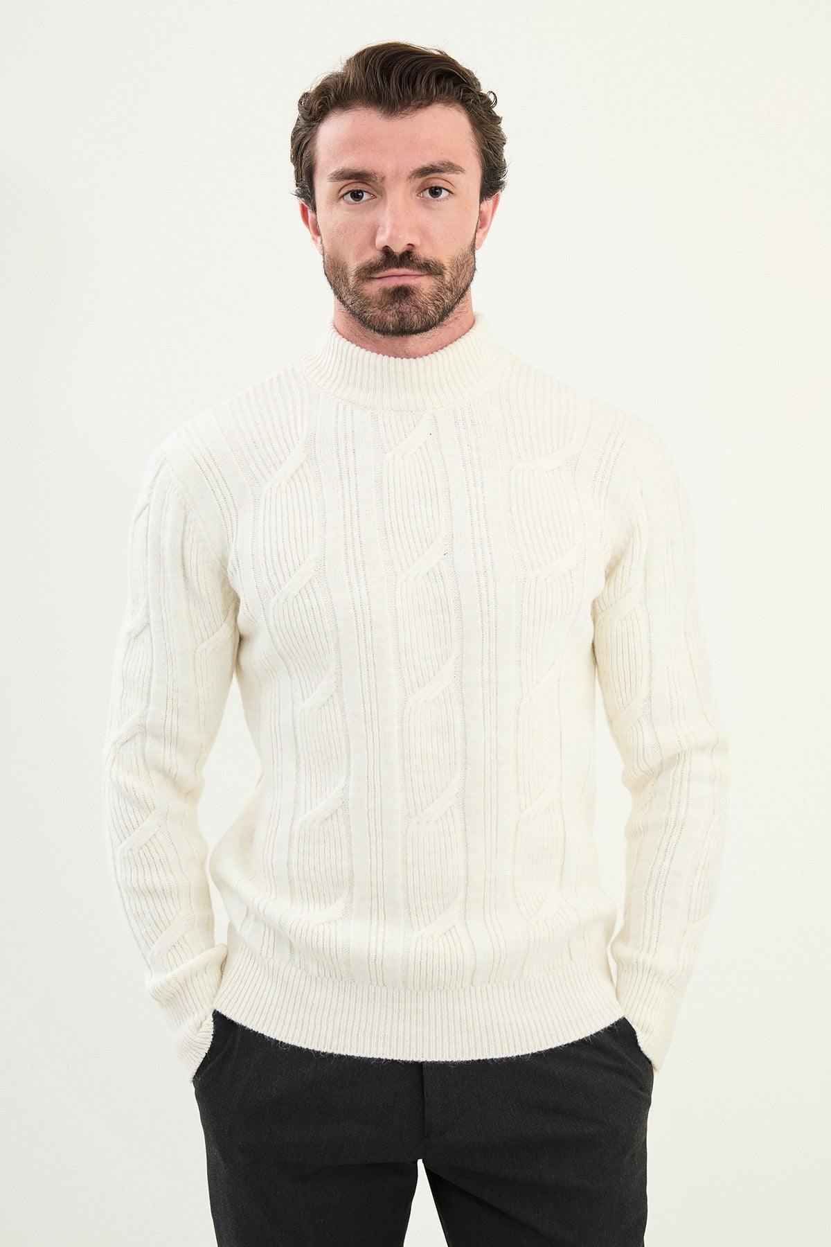 Men’s White Cable Knit Slim Fit Sweater