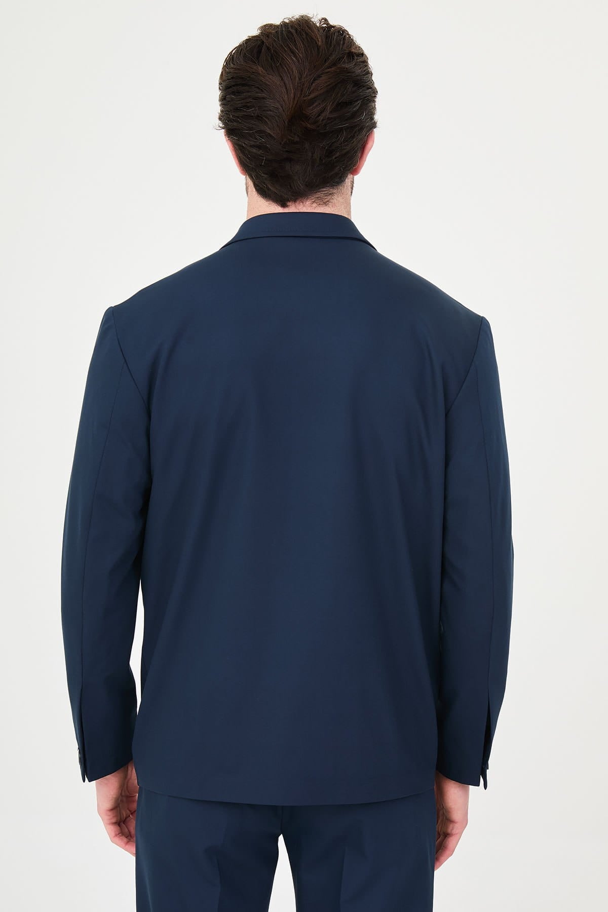 Modern Men’s Navy Blue Slim Fit Suit