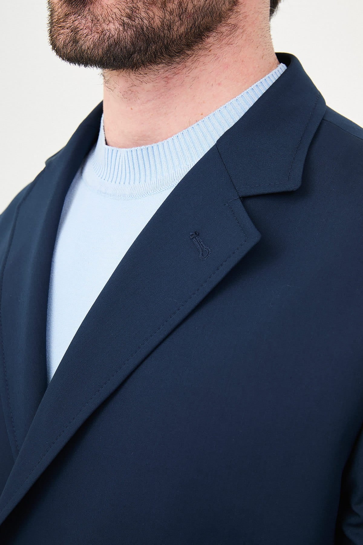 Modern Men’s Navy Blue Slim Fit Suit