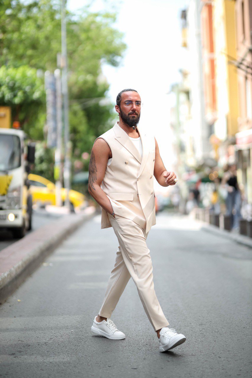 Men’s Beige Short - Sleeve Tailored Summer Suit - SUITHARBOR