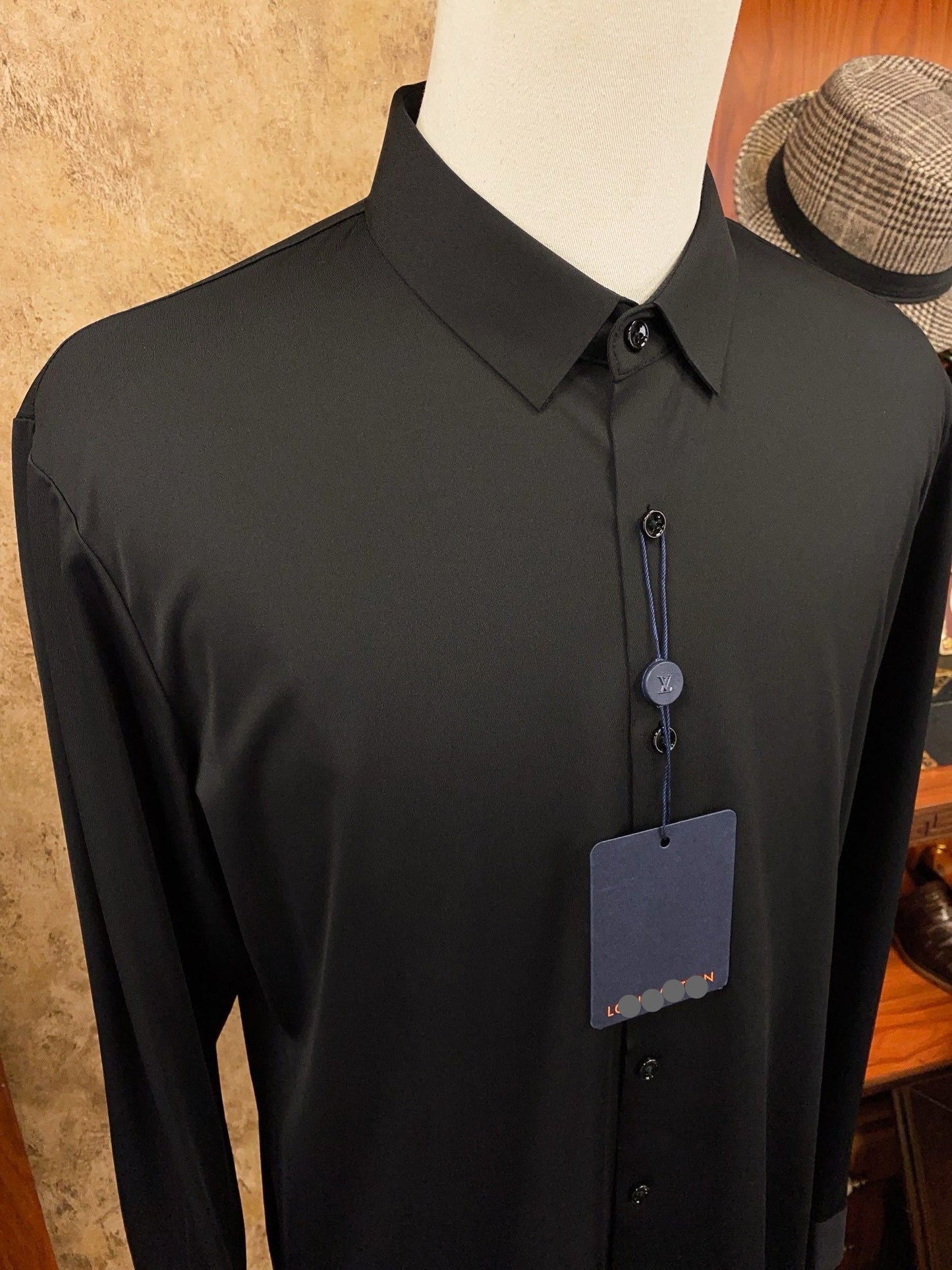 Men’s Black Signature Dress Shirt - SUITHARBOR