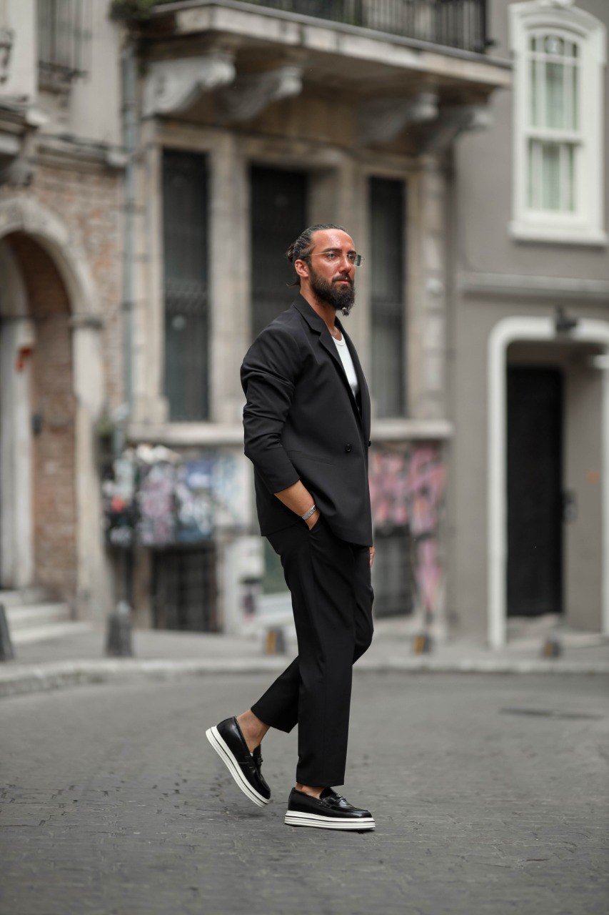 Men’s Black Slim Fit Lightweight Summer Suit - SUITHARBOR