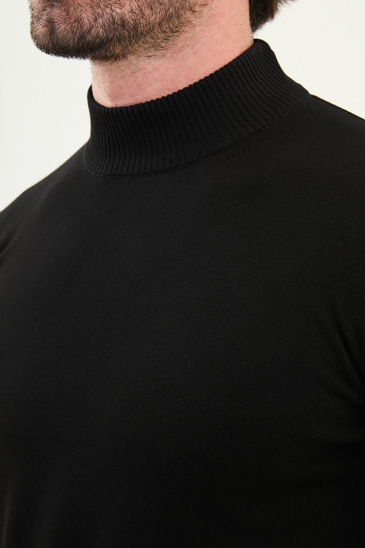 Men’s Black Slim Fit Mock Neck Knitwear Sweater - SUITHARBOR