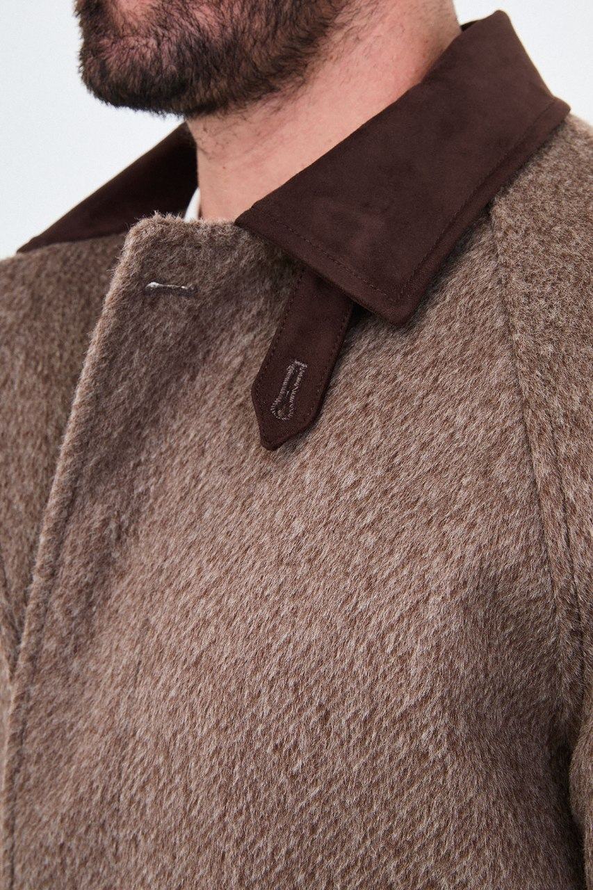 Men’s brown wool-blend overcoat with a contrast collar, collar detail view